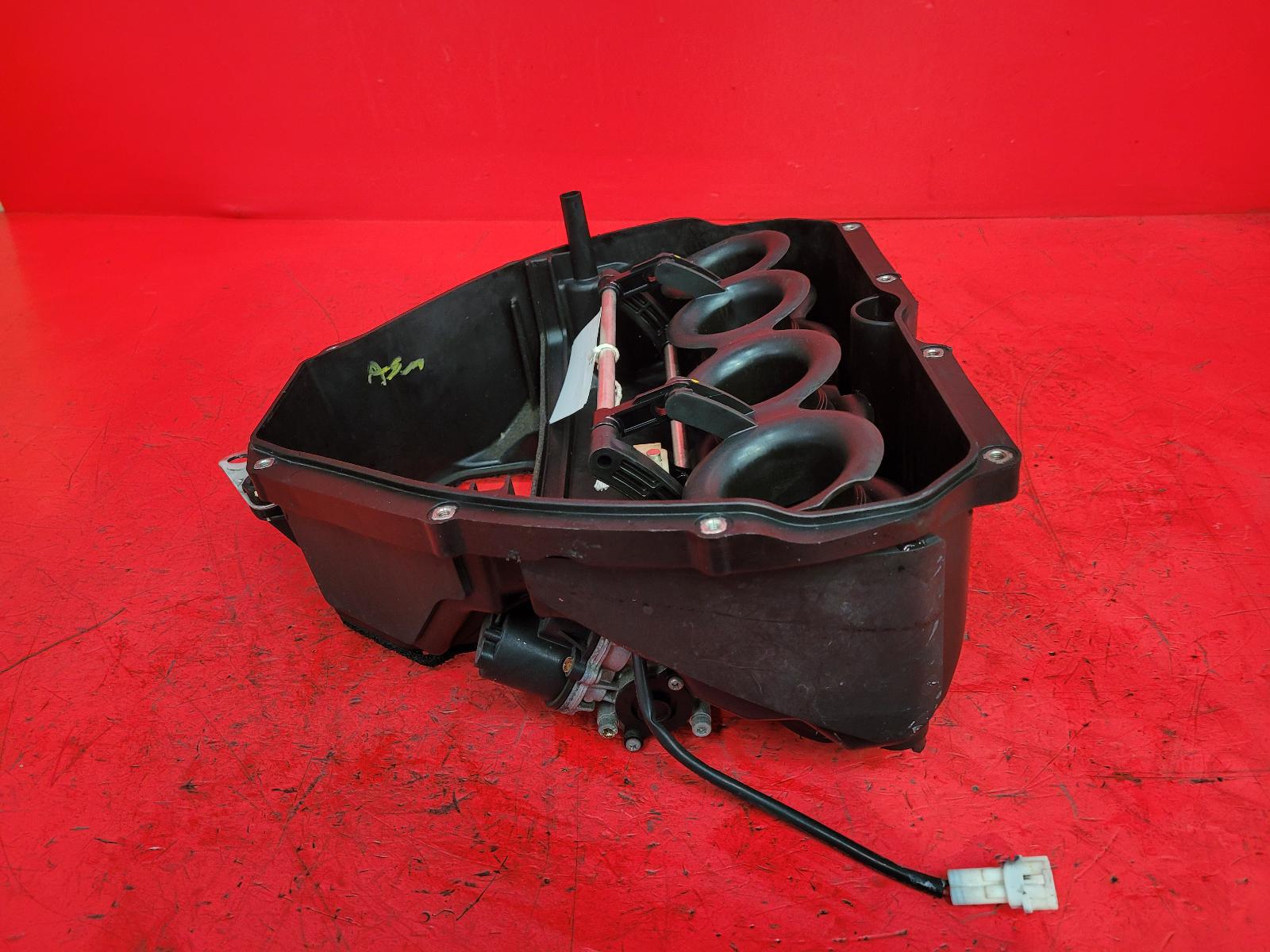 View Auto part Air Cleaner/Box Yamaha Yzf R1 2010