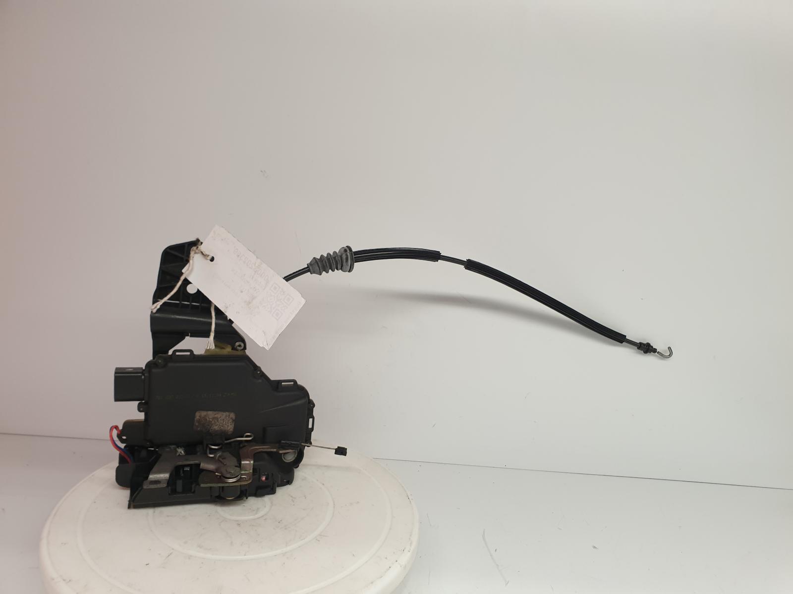 View Auto part Door Lock Assembly Volkswagen Beetle 2005