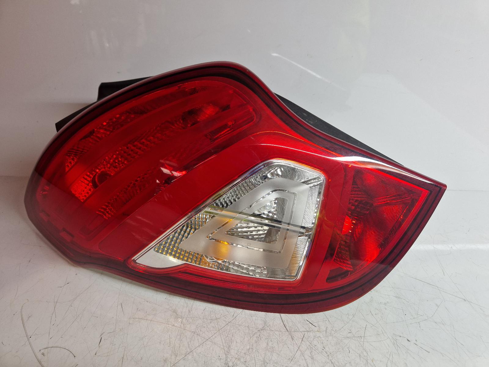 View Auto part L Taillight Ssangyong Korando 2015