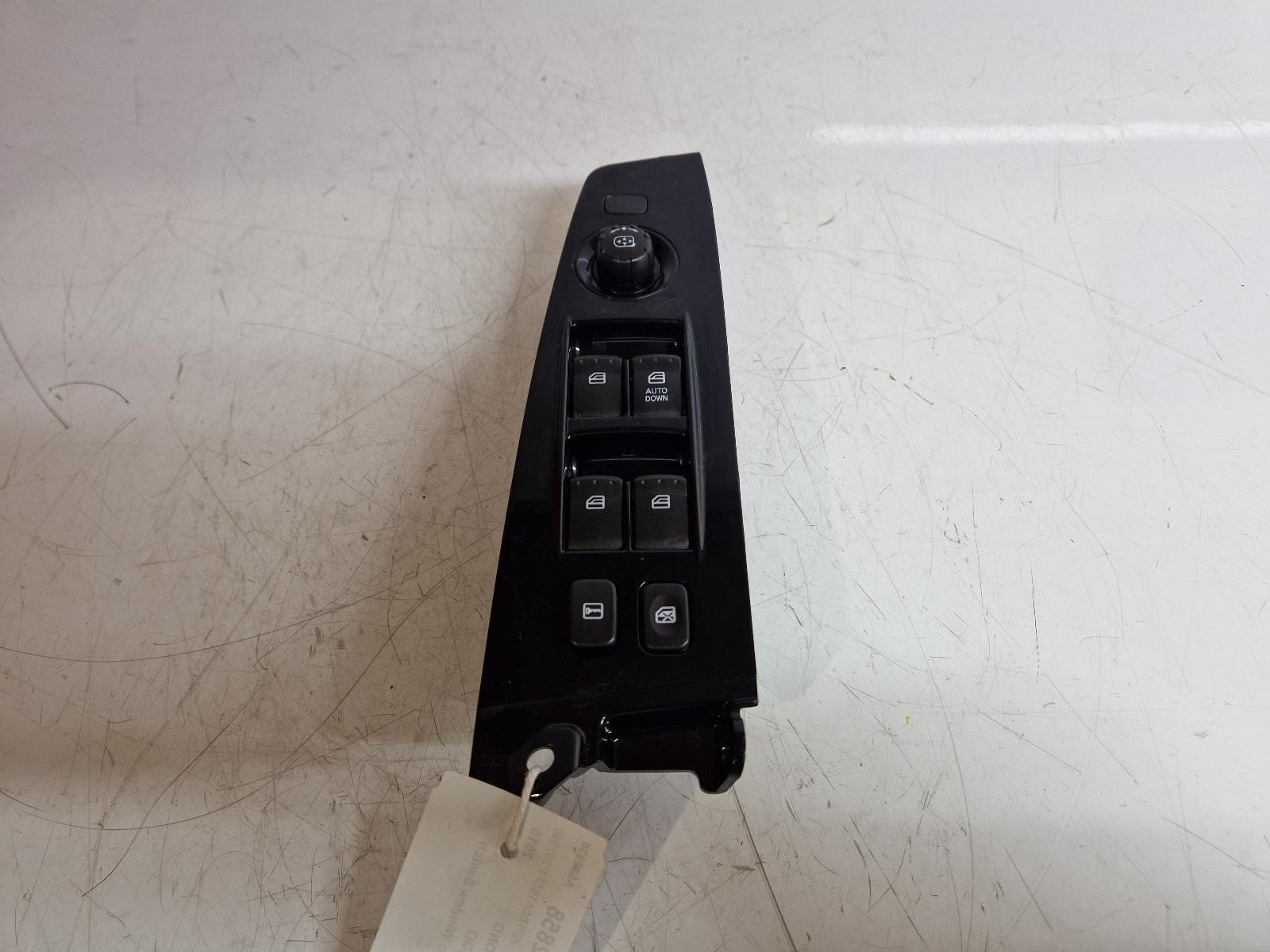 View Auto part Elect. Window Switch Ssangyong Korando 2015