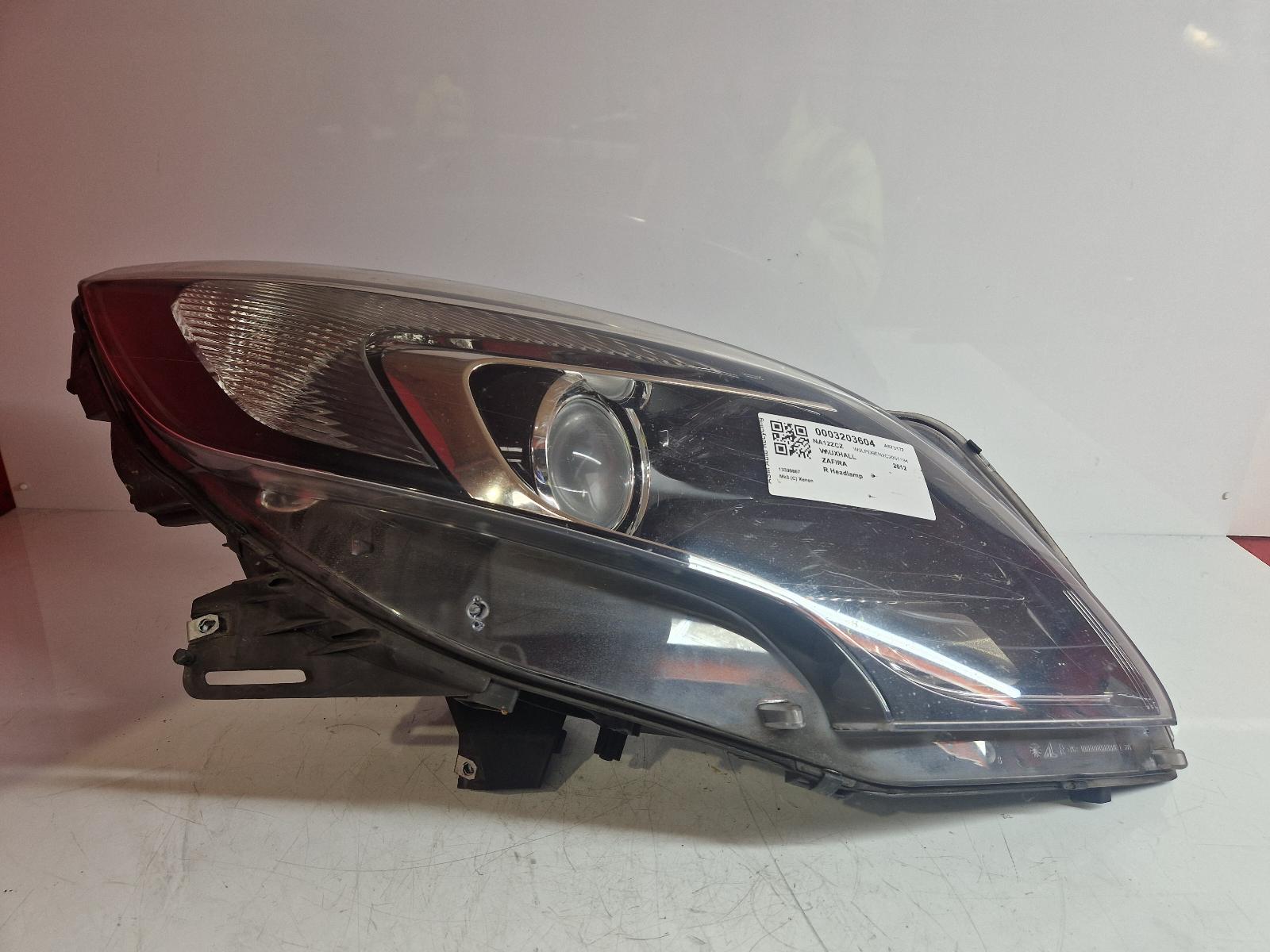 View Auto part R Headlamp Vauxhall Zafira 2012