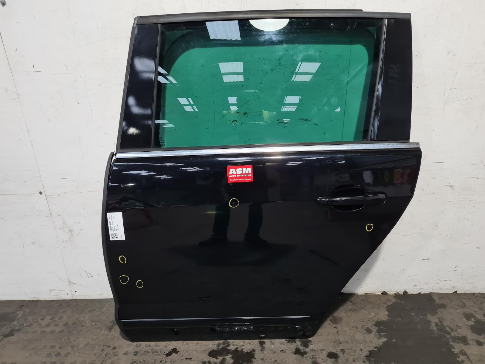 View Auto part L Rear Door Peugeot 5008 2014