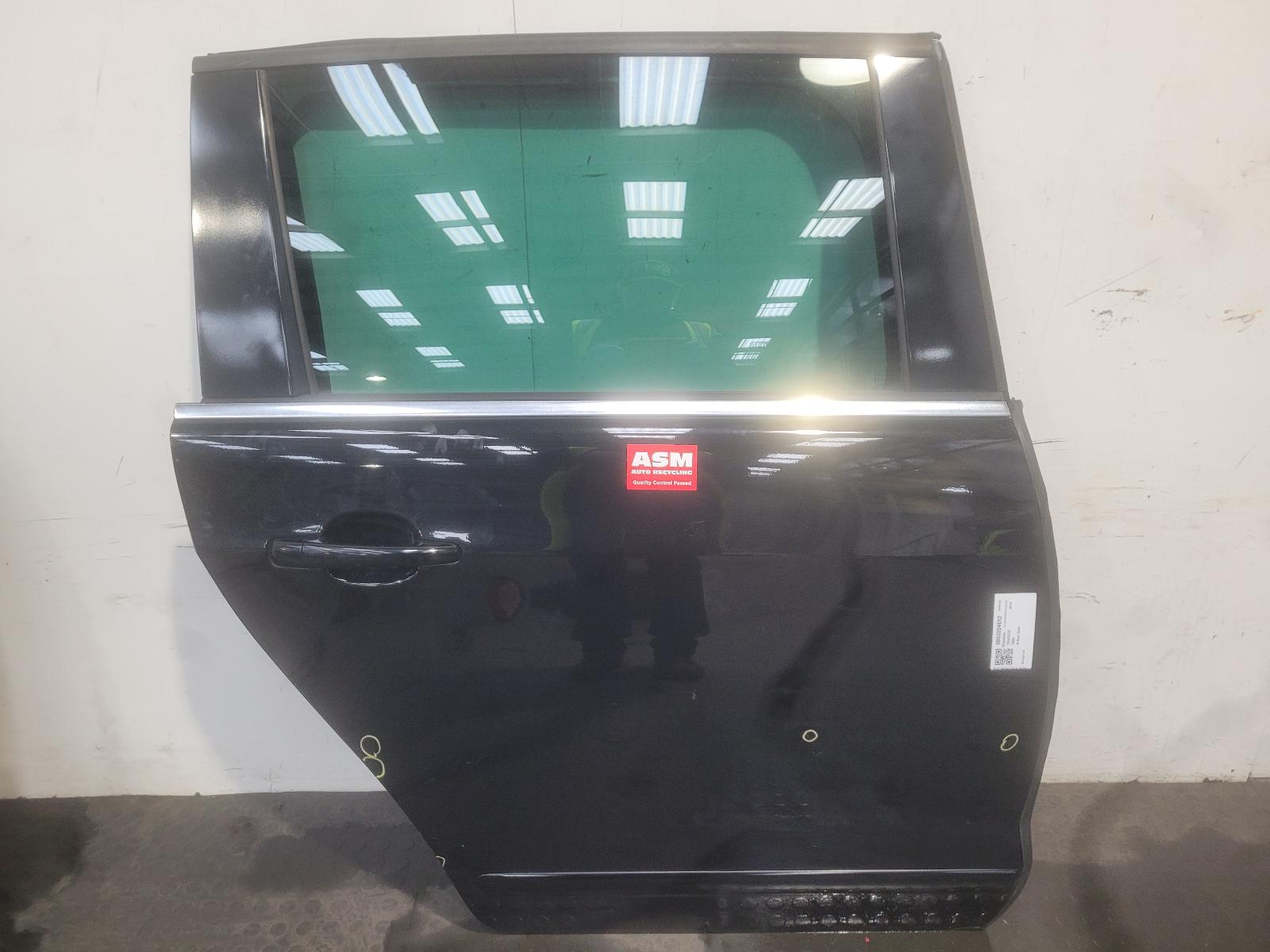View Auto part R Rear Door Peugeot 5008 2014