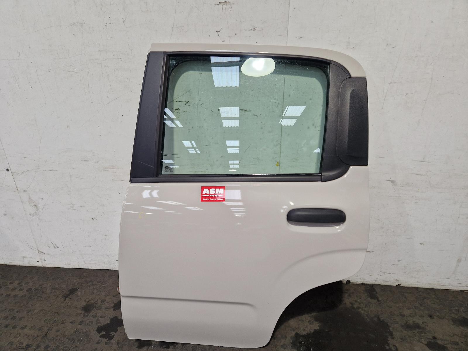 View Auto part L Rear Door Fiat Panda 2016