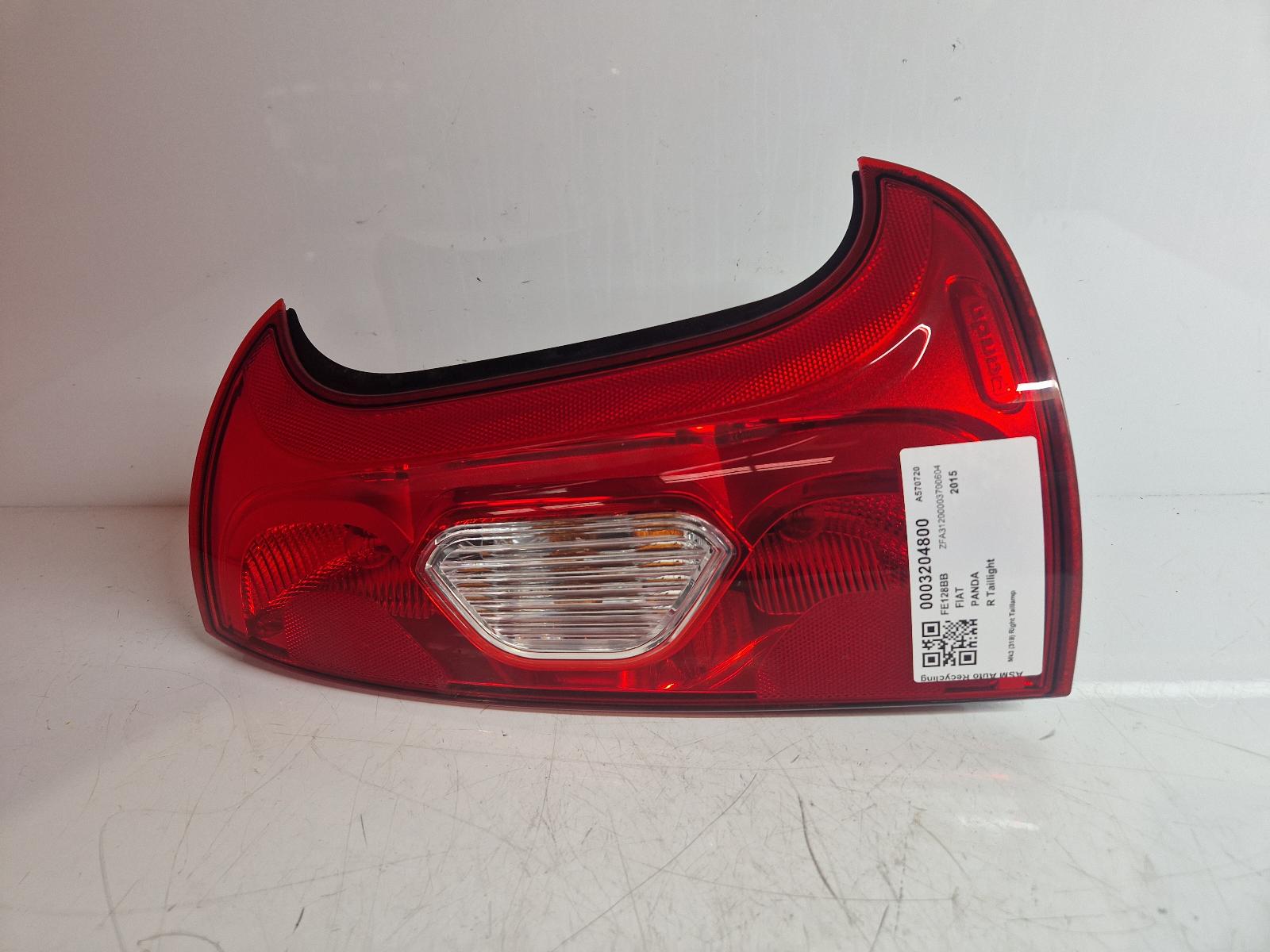 View Auto part R Taillight Fiat Panda 2016