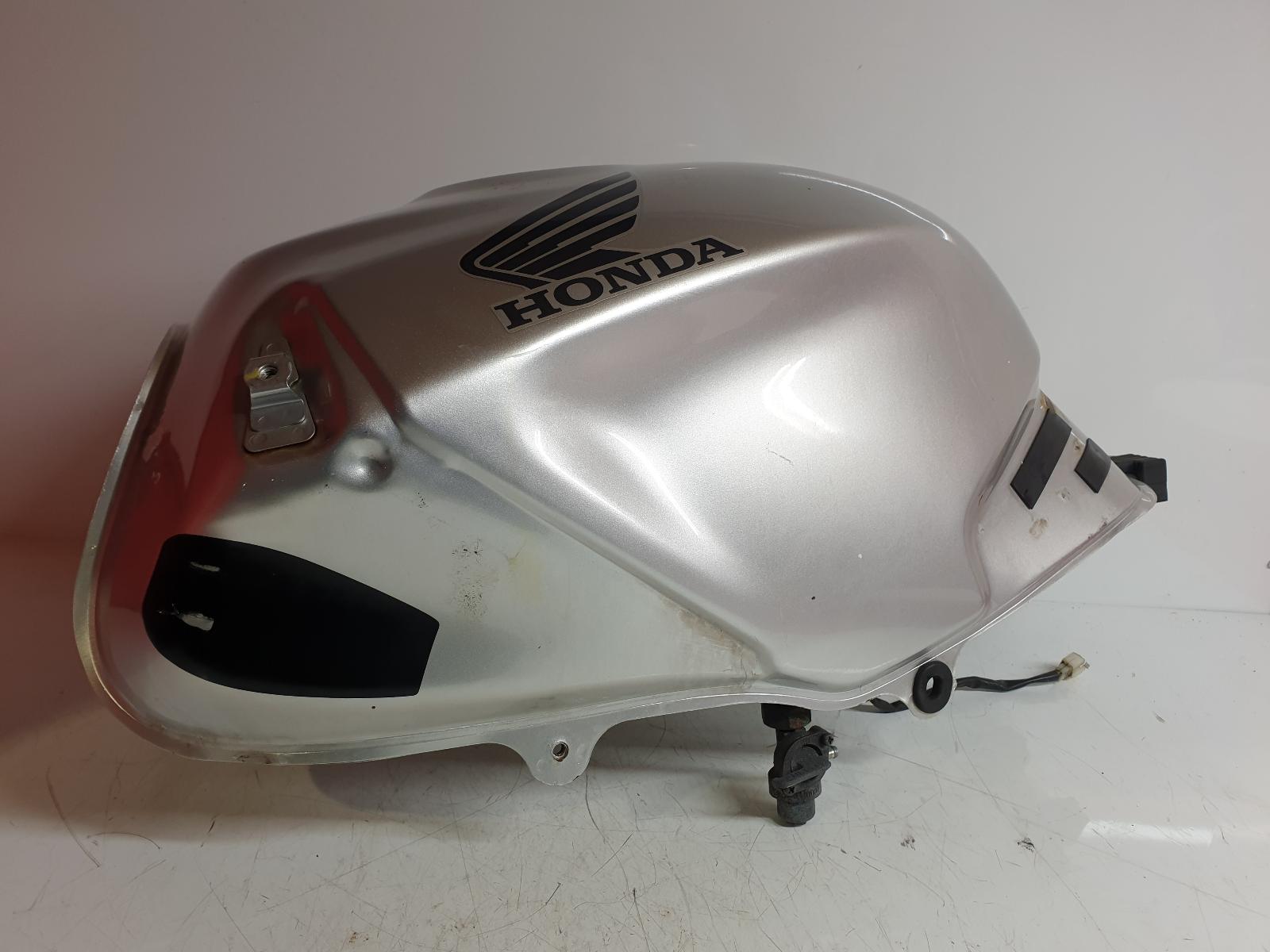 View Auto part Fuel Tank Honda Cbf250 2006