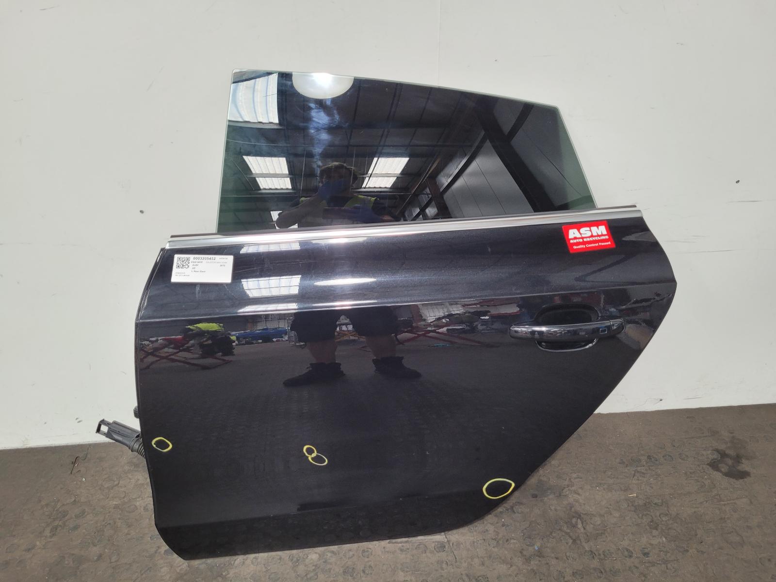 View Auto part L Rear Door Audi A5 2012
