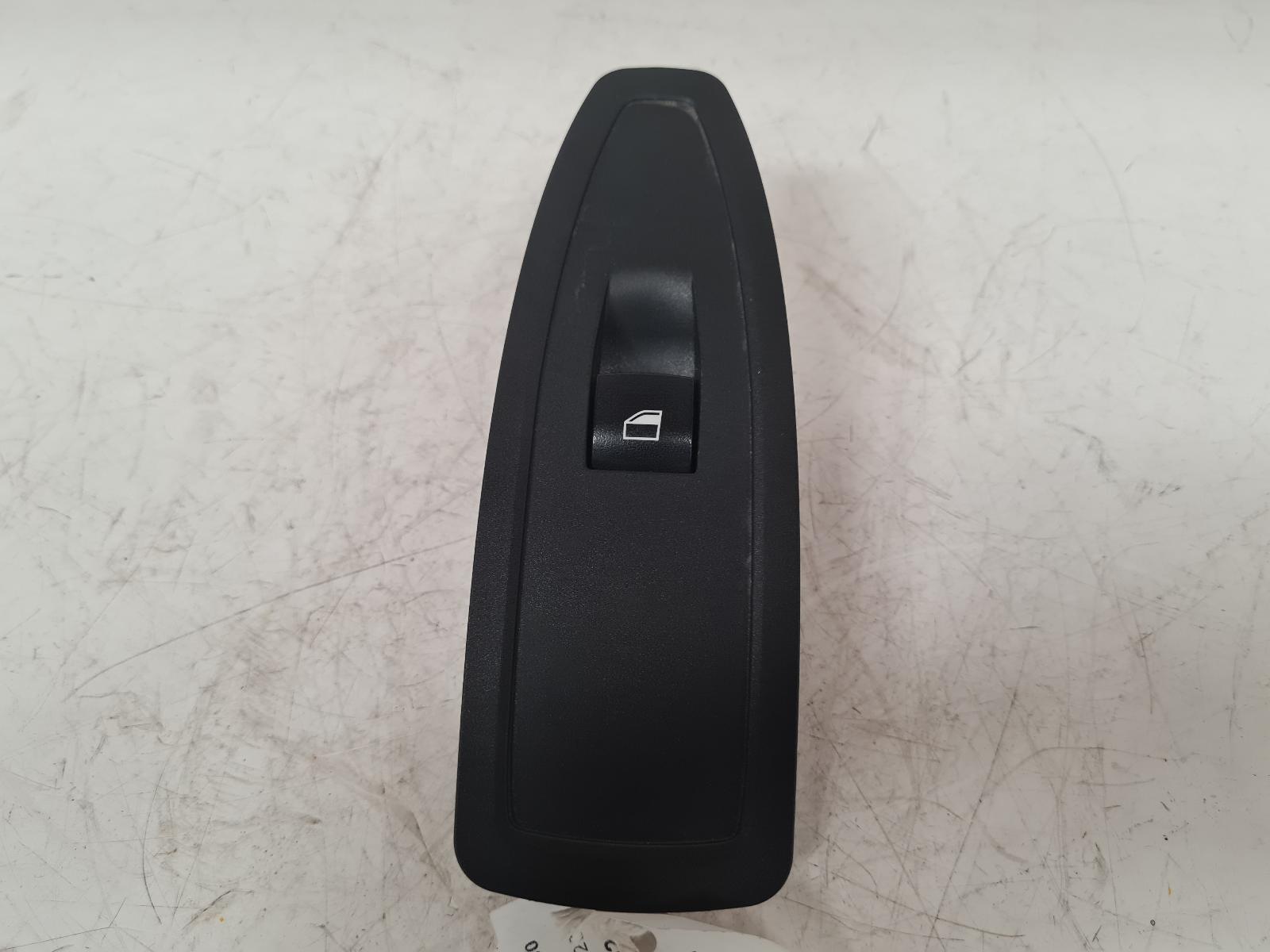 View Auto part Elect. Window Switch Bmw X2 2021