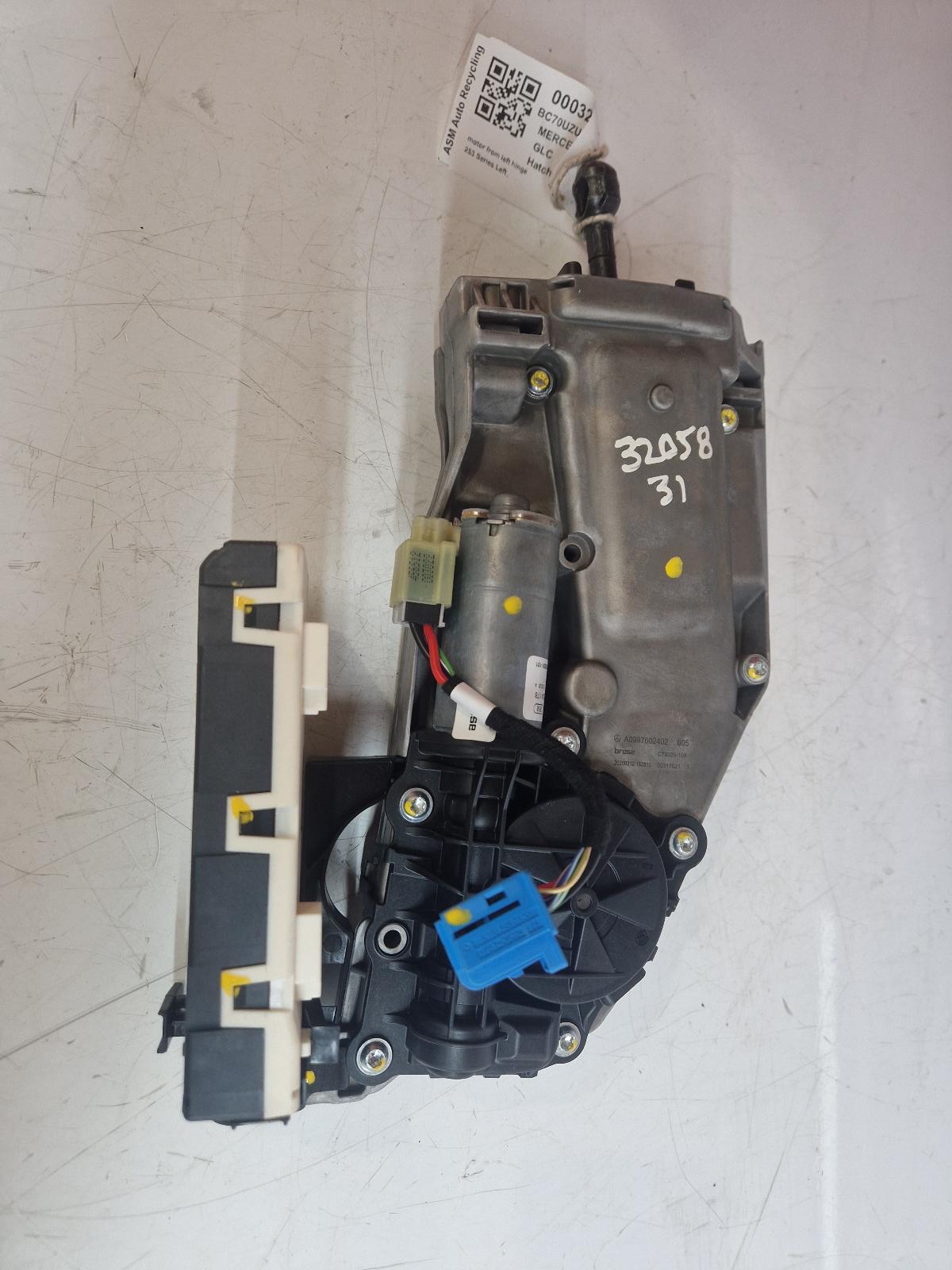 View Auto part Hatch Strut/Shock Mercedes Glc 2020