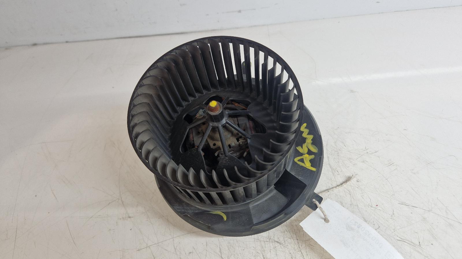 View Auto part Heater Motor/Assembly Audi A3 2009