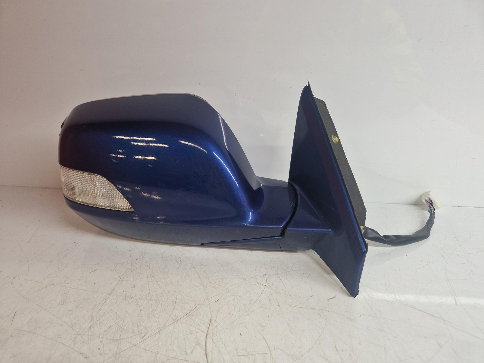 View Auto part R Door Mirror Honda Crv 2010