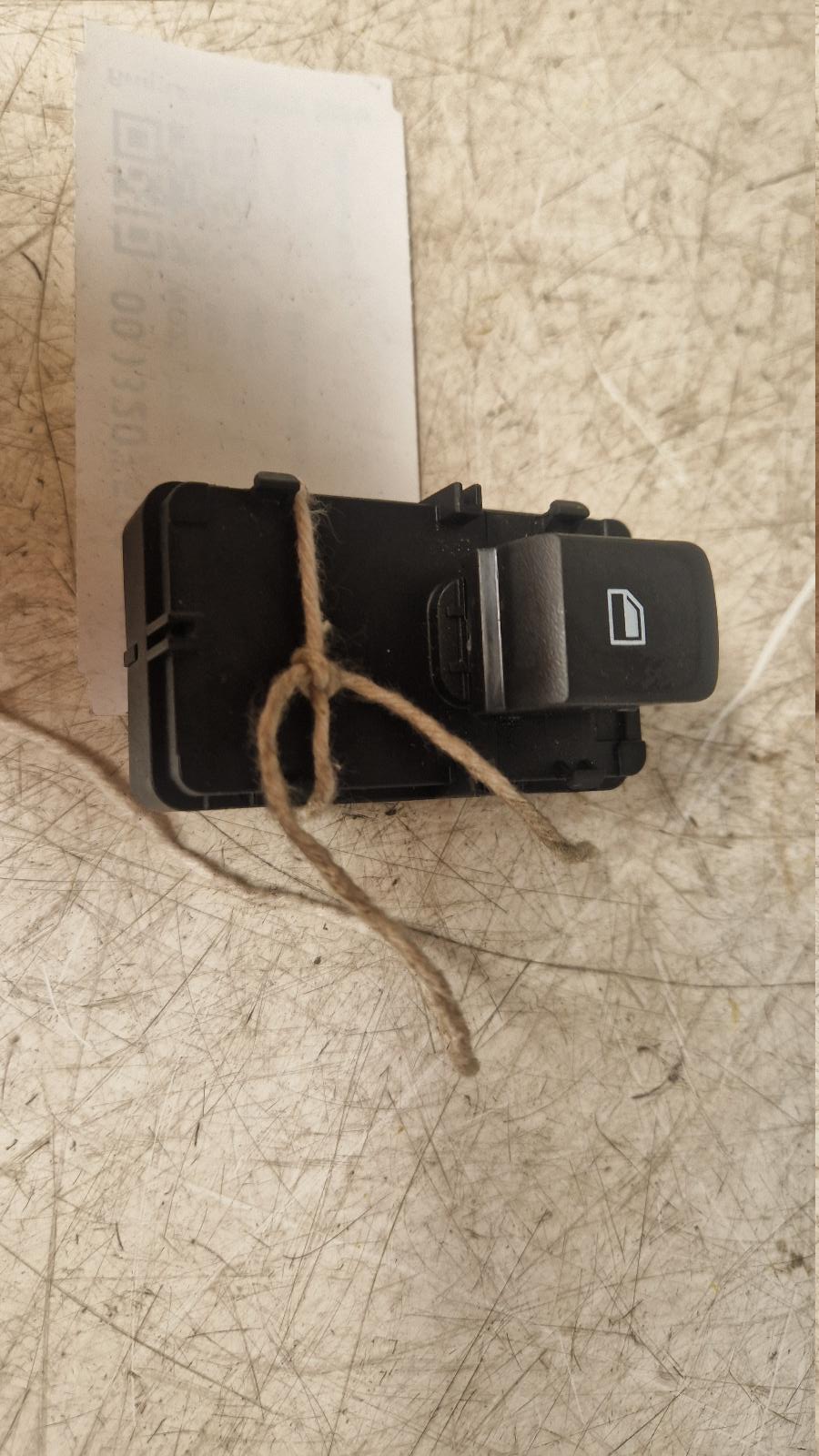 View Auto part Elect. Window Switch Mg Mg3 2023