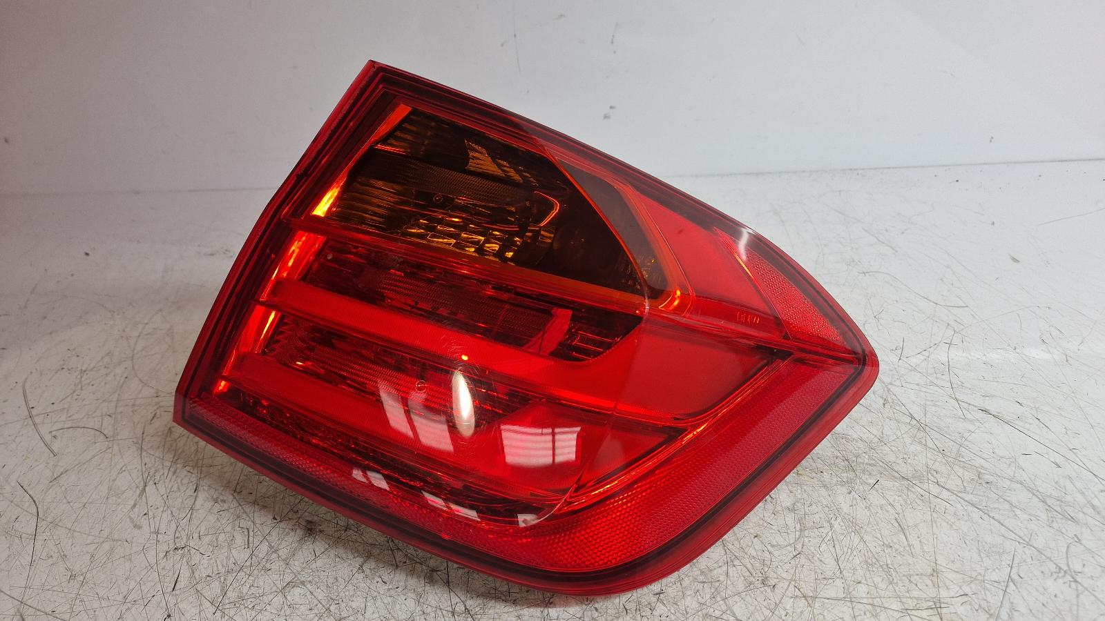 View Auto part R Taillight Bmw 3 Series 2014