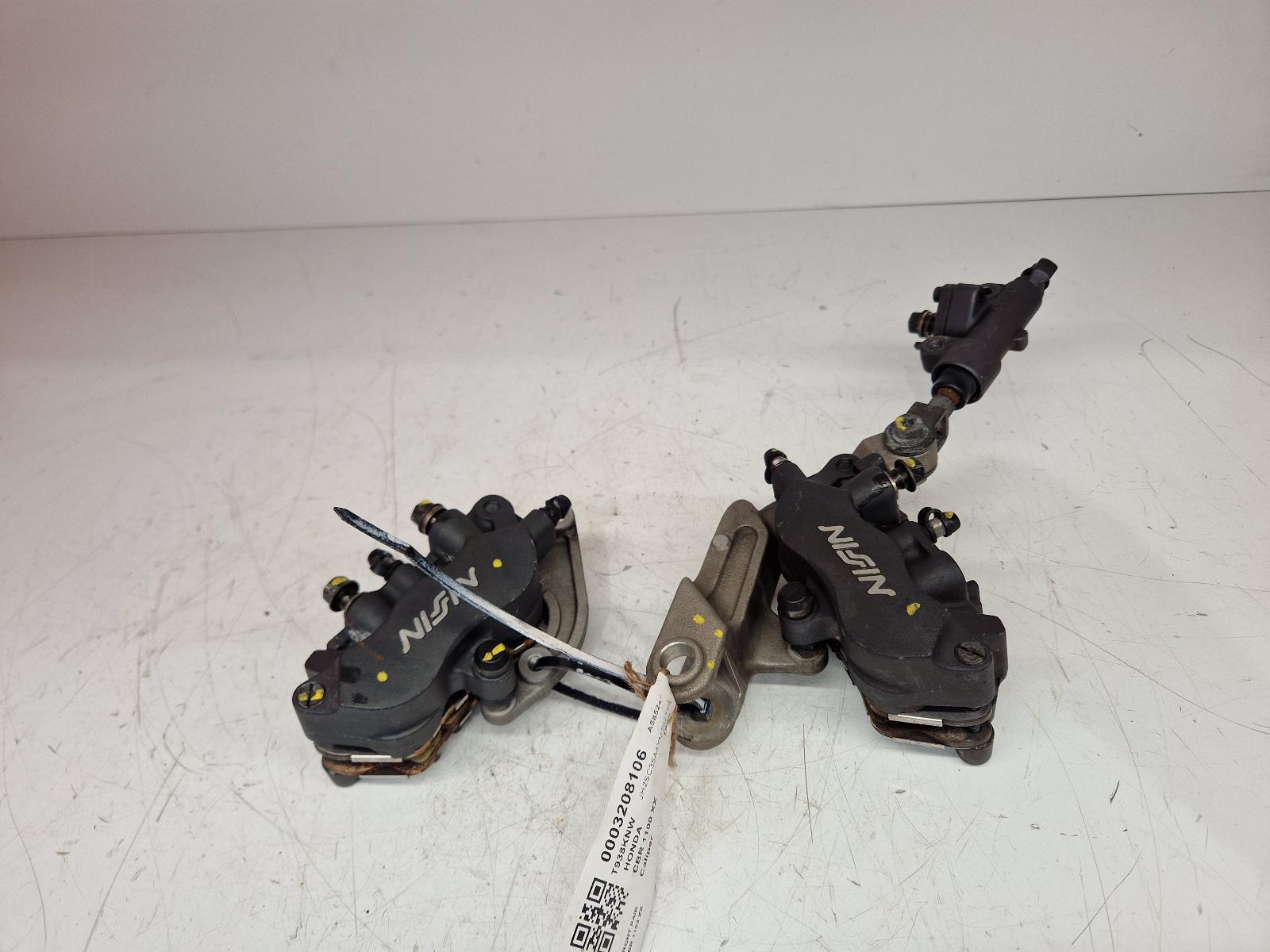 View Auto part Caliper Honda Cbr 1100 Xx 1999
