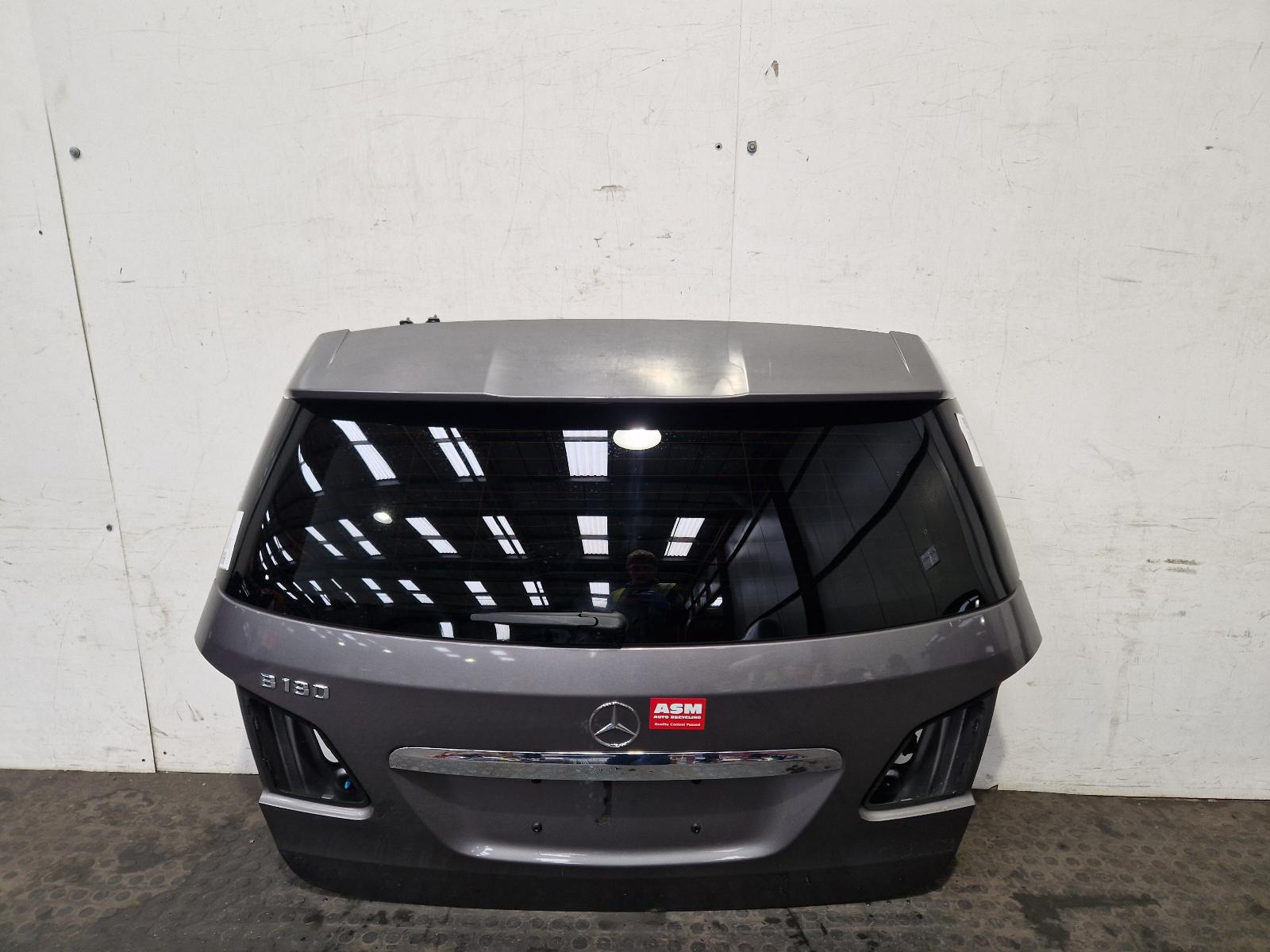 View Auto part Bootlid/Tailgate Mercedes B Class 2014