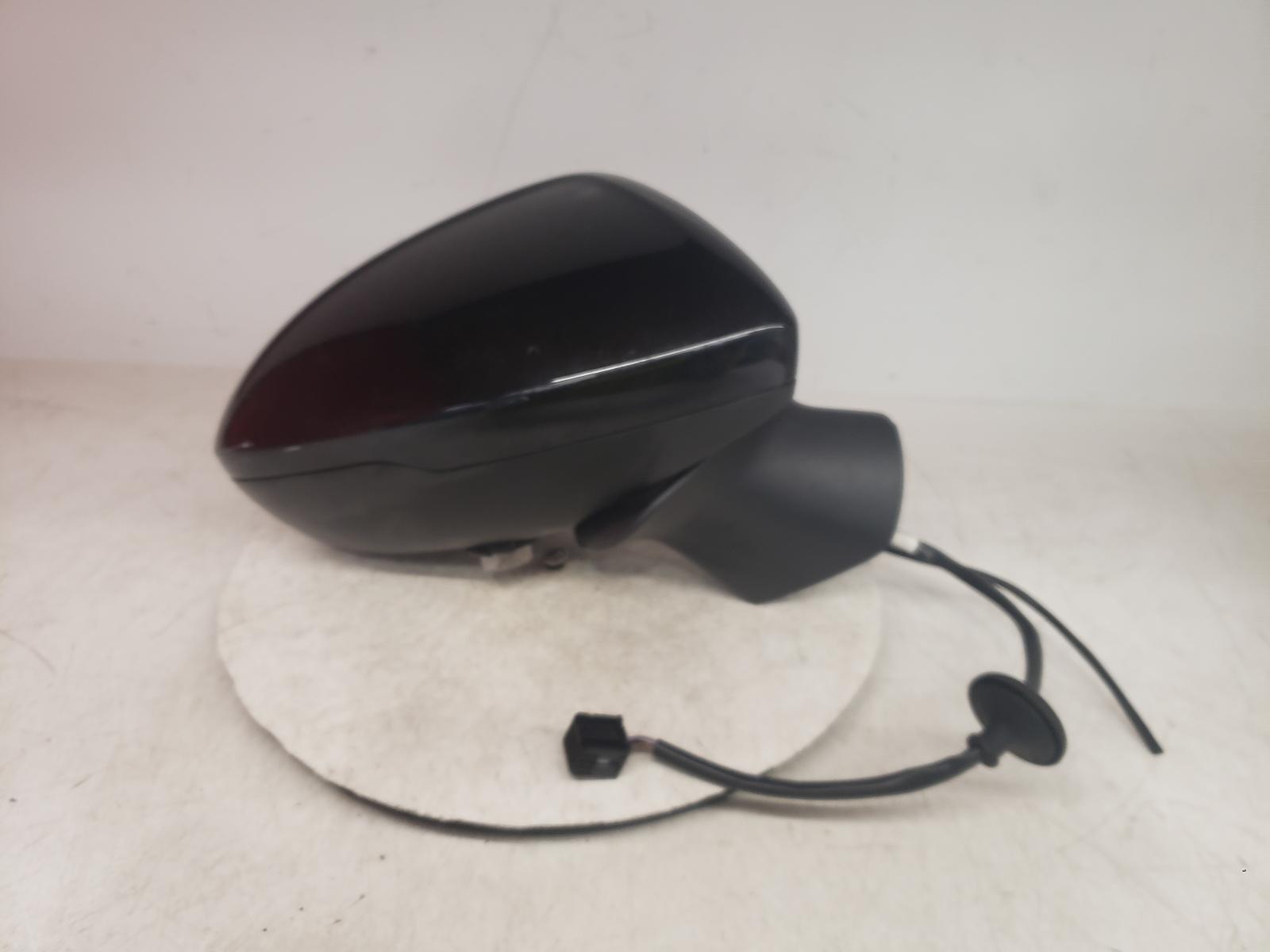View Auto part R Door Mirror Vauxhall Astra 2020