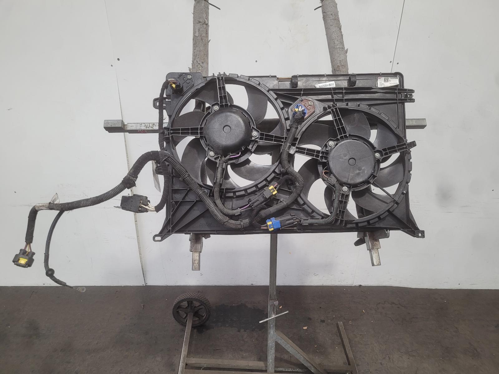 View Auto part Engine Cooling Motor Fiat 500x 2017