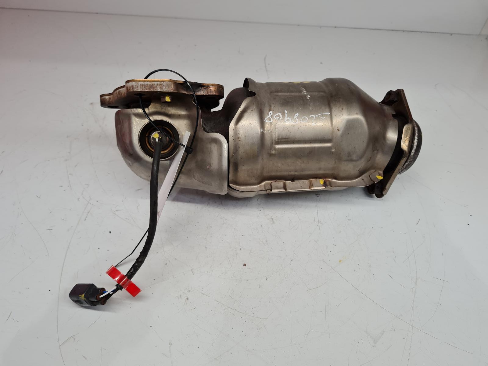 View Auto part Catalytic Converter Toyota C-hr 2017
