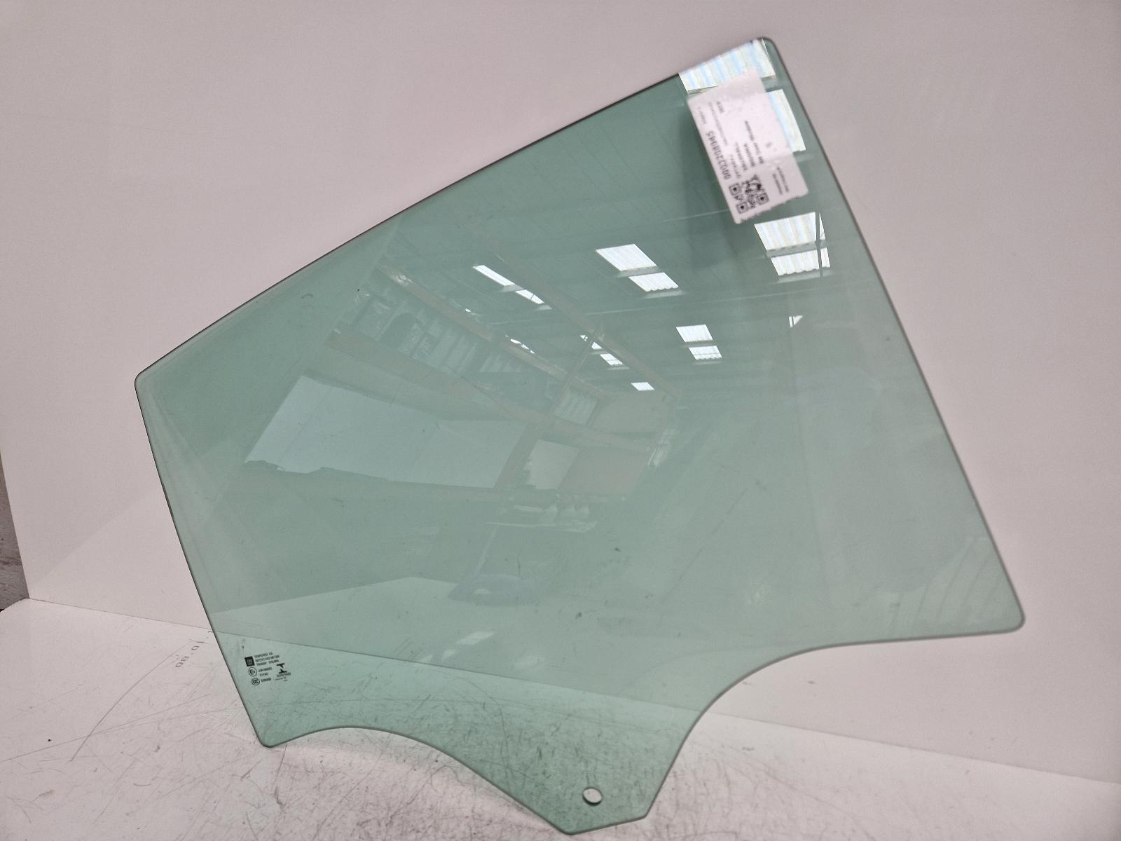 View Auto part RR Door Window Vauxhall Insignia 2019