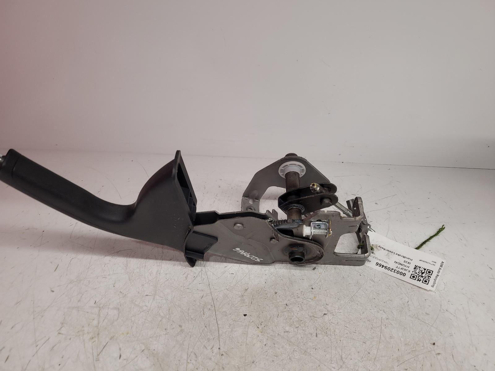 View Auto part Handbrake Lever/Button/Assembly Hyundai Ix35 2013
