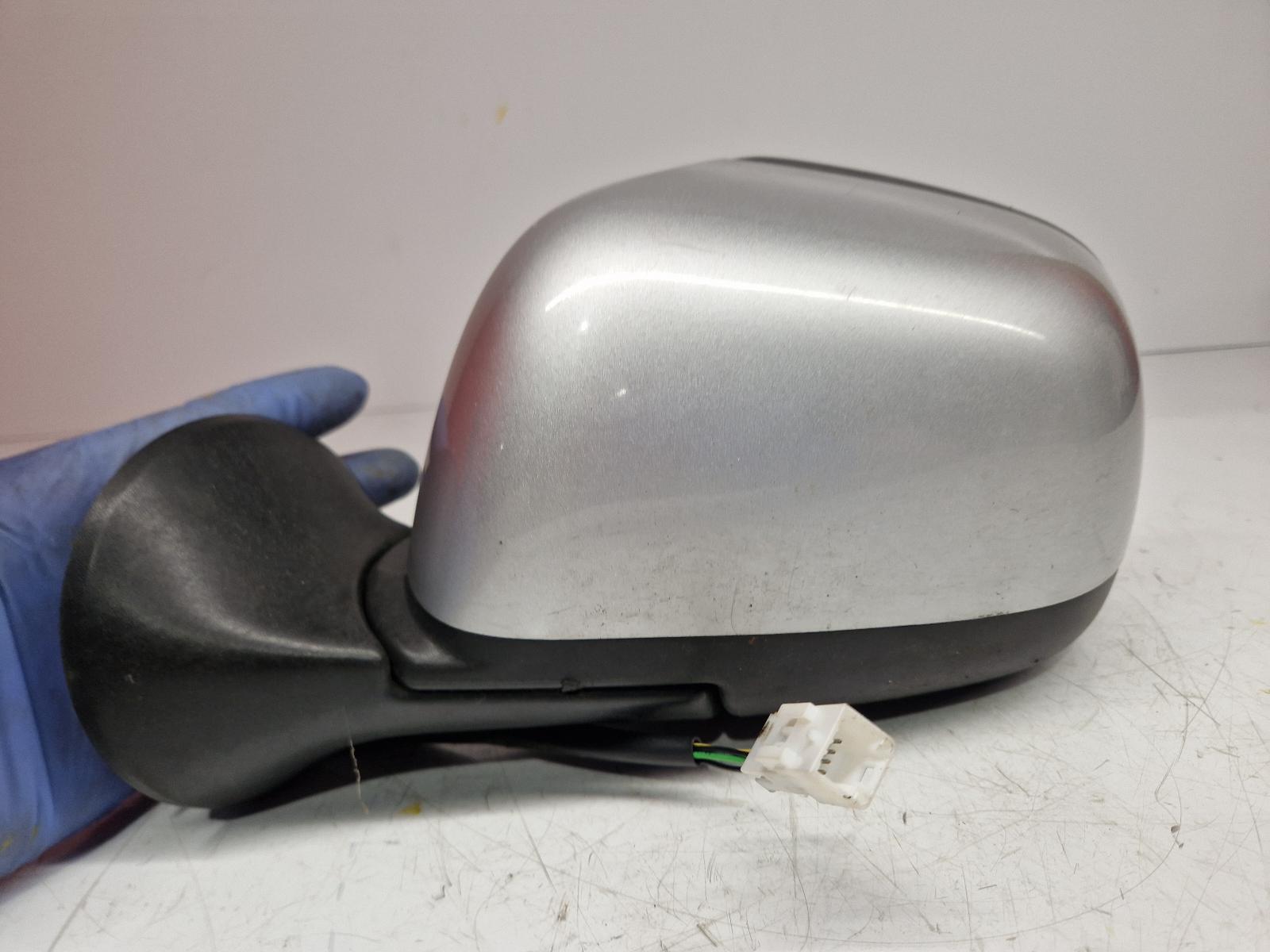 View Auto part L Door Mirror Dacia Duster 2013