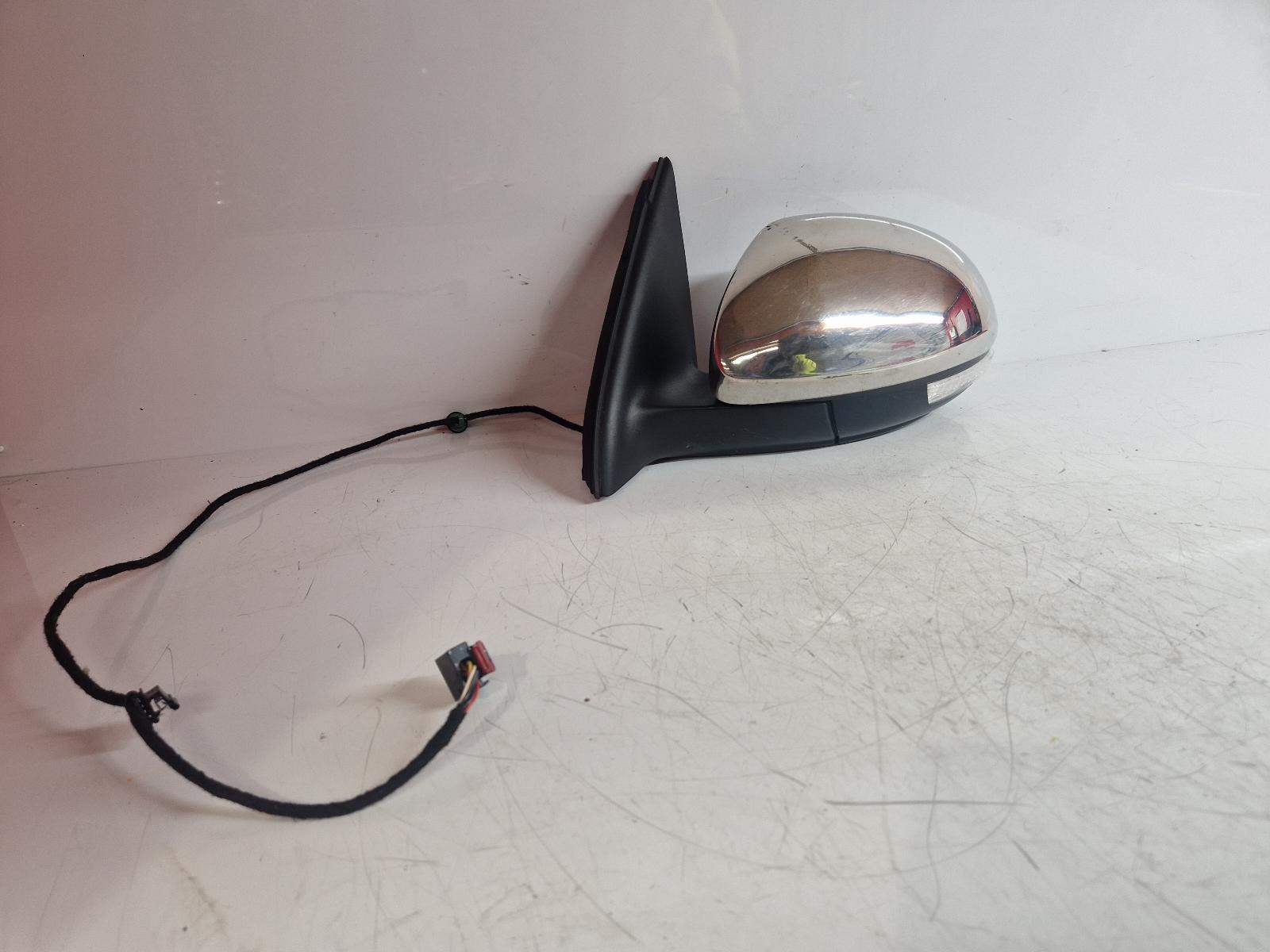 View Auto part L Door Mirror Volkswagen Tiguan 2013