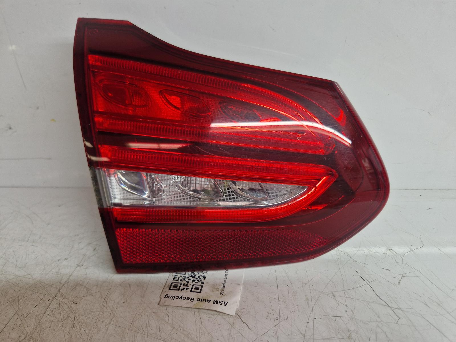 View Auto part L Taillight Mercedes C Class 2015