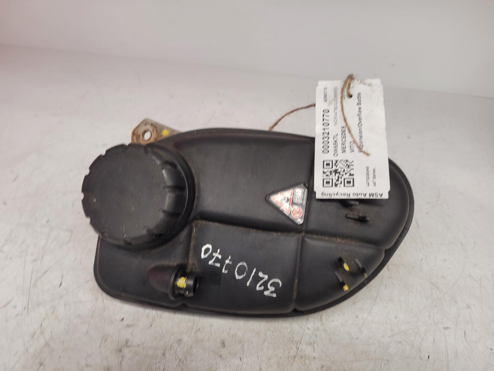 View Auto part Overflow Bottle Mercedes Vito 2015