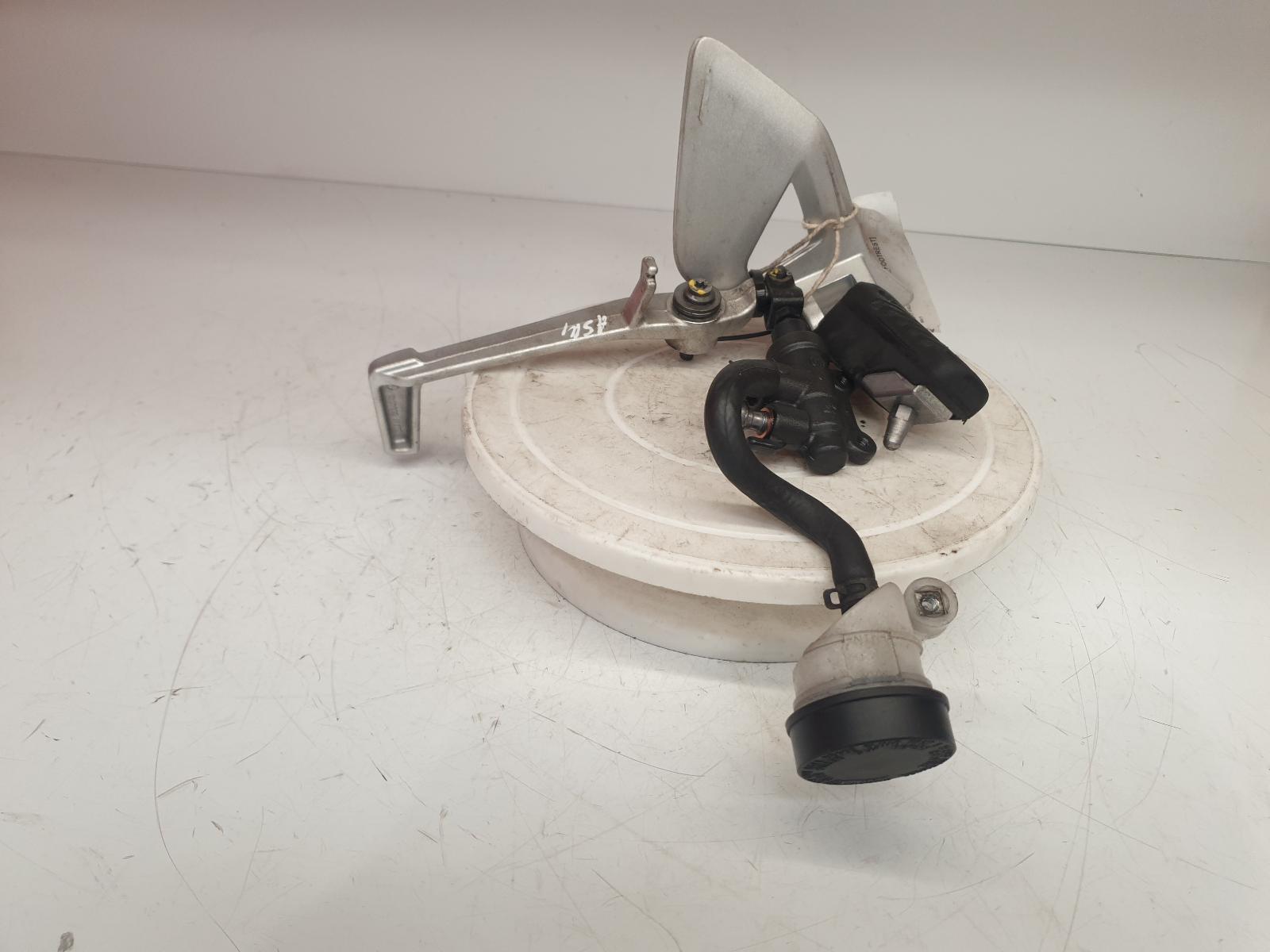 View Auto part Right Footrest Bmw R1250 Rt Police 2024