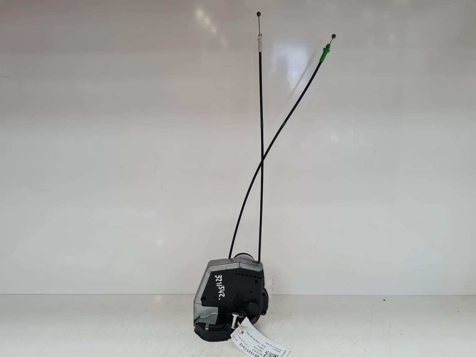 View Auto part Door Lock Assembly Toyota Yaris 2013