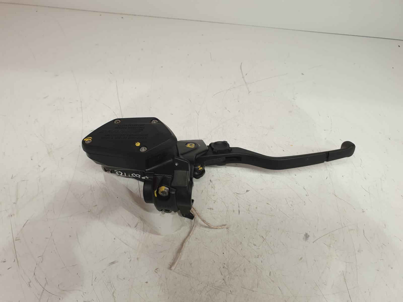 View Auto part Master Cylinder Bmw R1250 Rt Police 2024