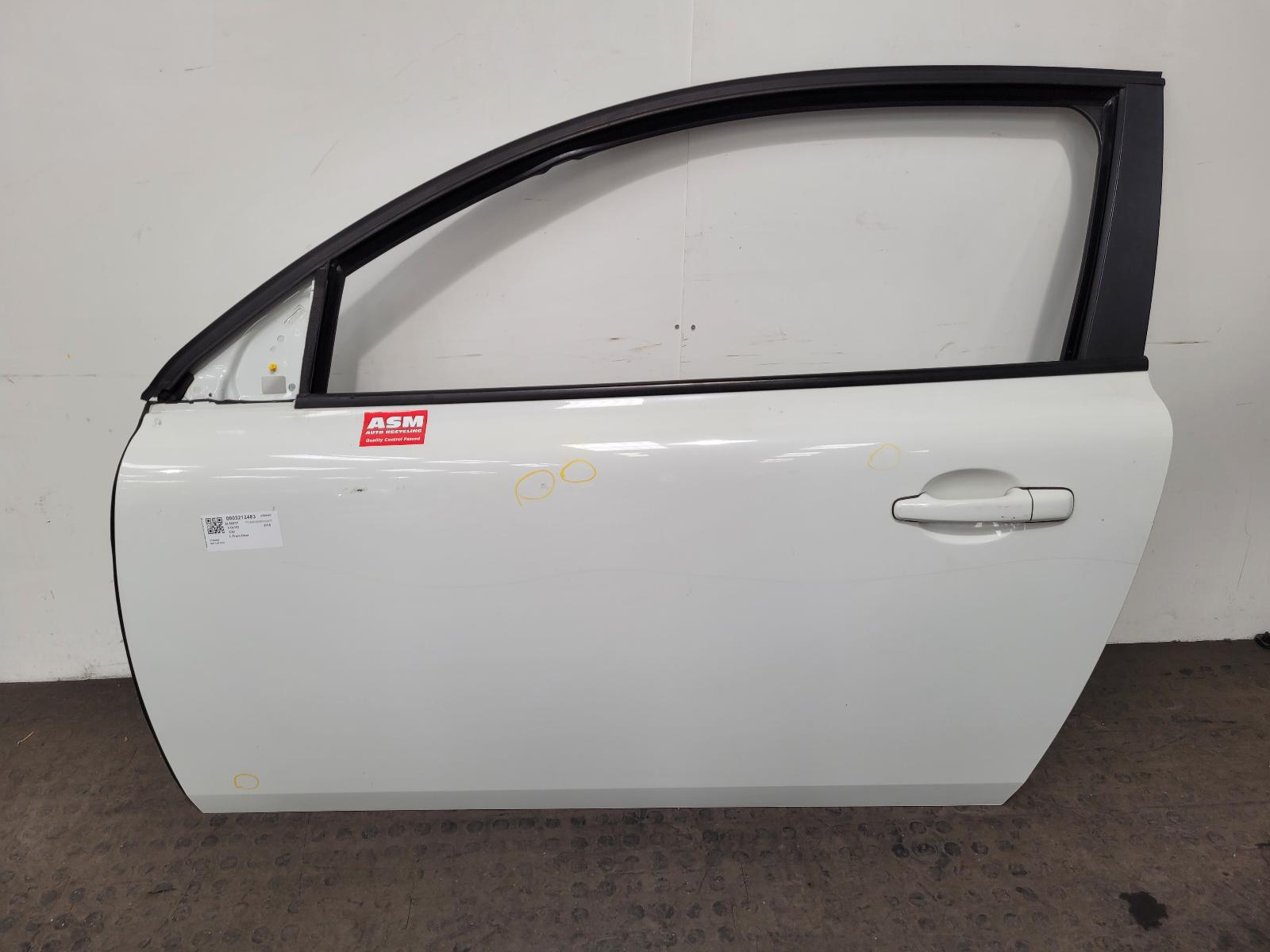 View Auto part L Front Door Volvo C30 2010