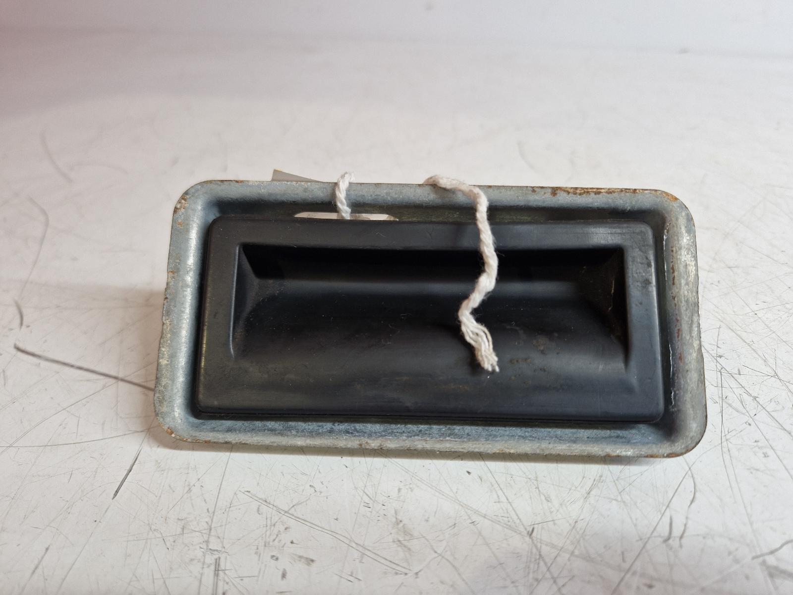 View Auto part Tailgate Handle Volkswagen Sharan 2015