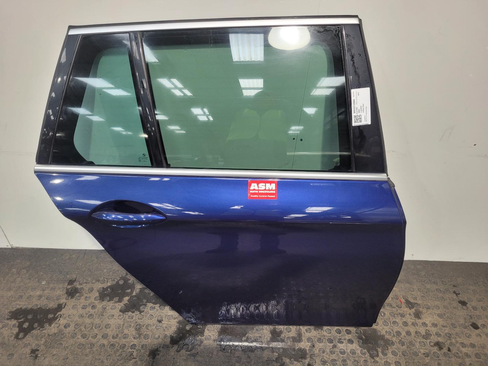 View Auto part R Rear Door Bmw 5 Series 2015
