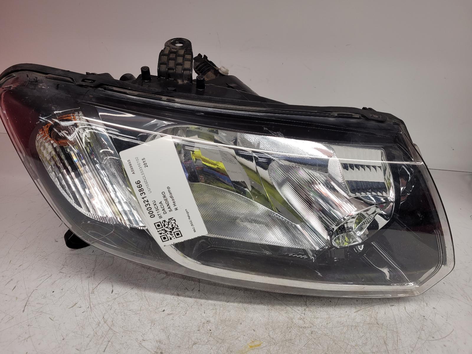 View Auto part R Headlamp Dacia Sandero 2015