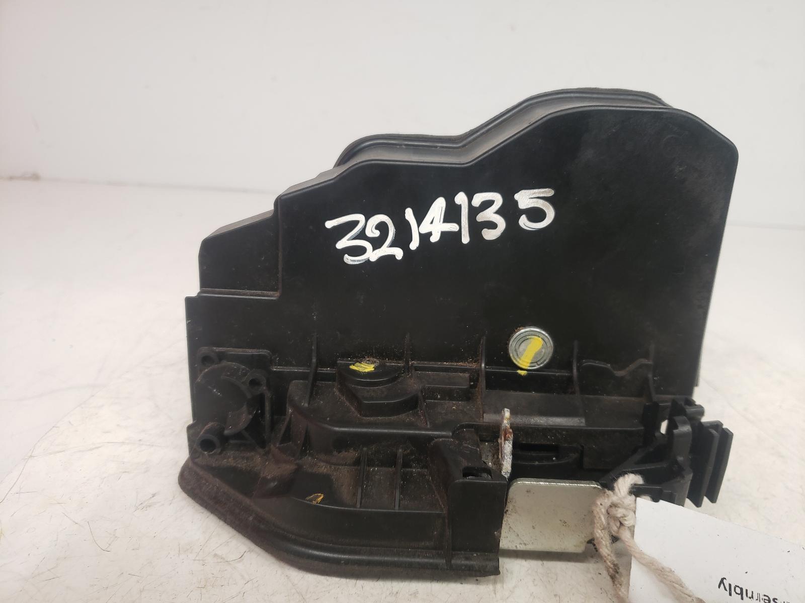 View Auto part Door Lock Assembly Bmw 1 Series 2013