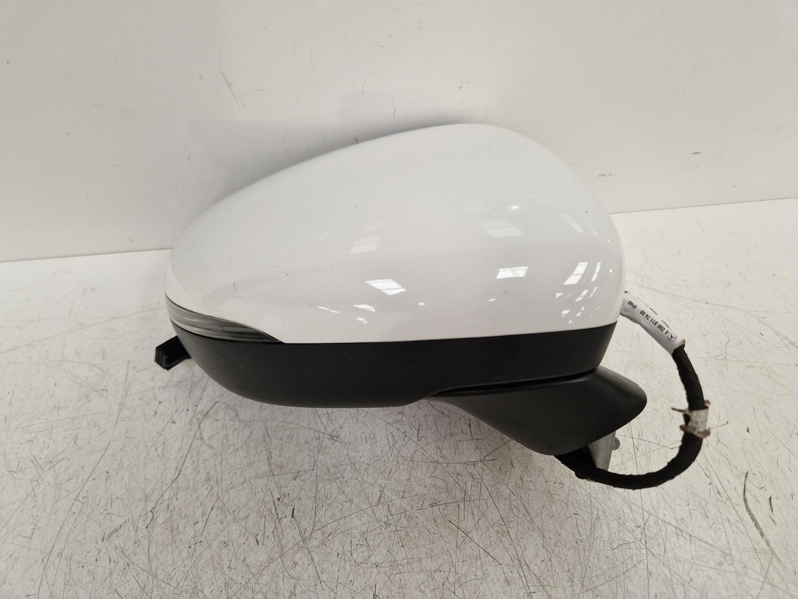 View Auto part R Door Mirror Mercedes A Class 2019