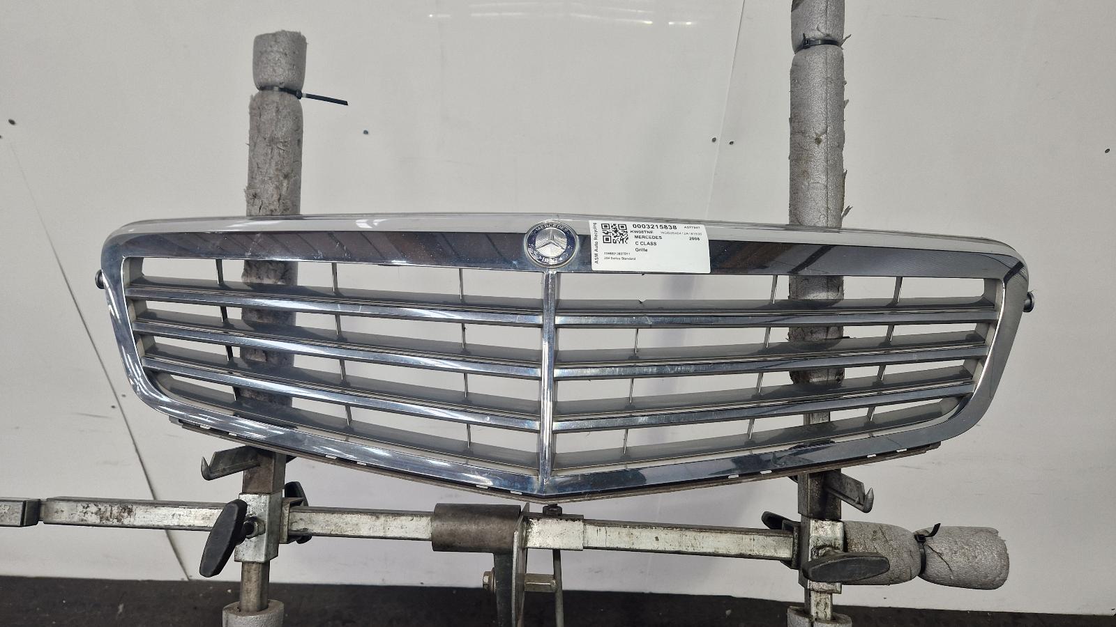 View Auto part Grille Mercedes C Class 2008