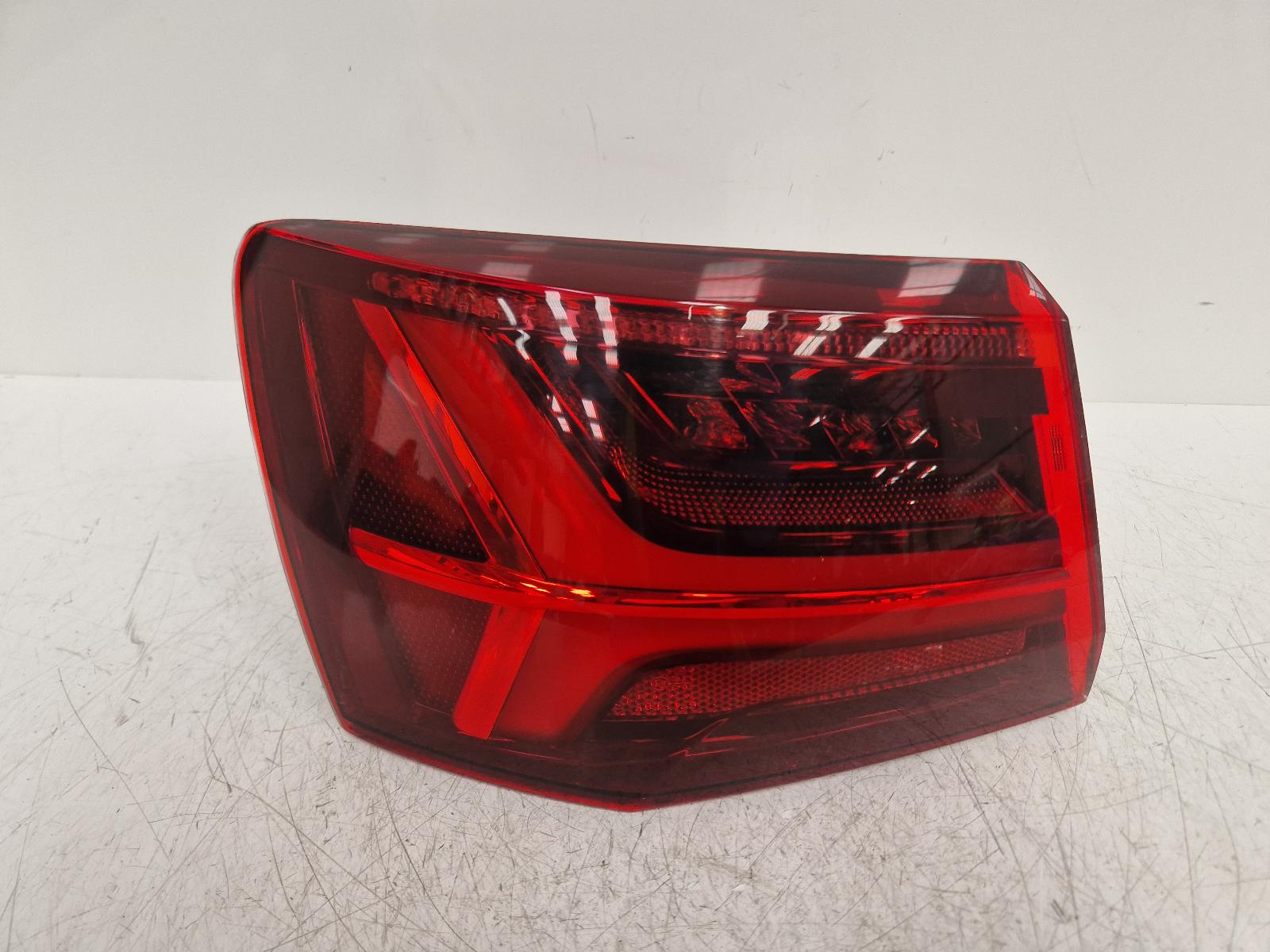 View Auto part L Taillight Audi A6 2015