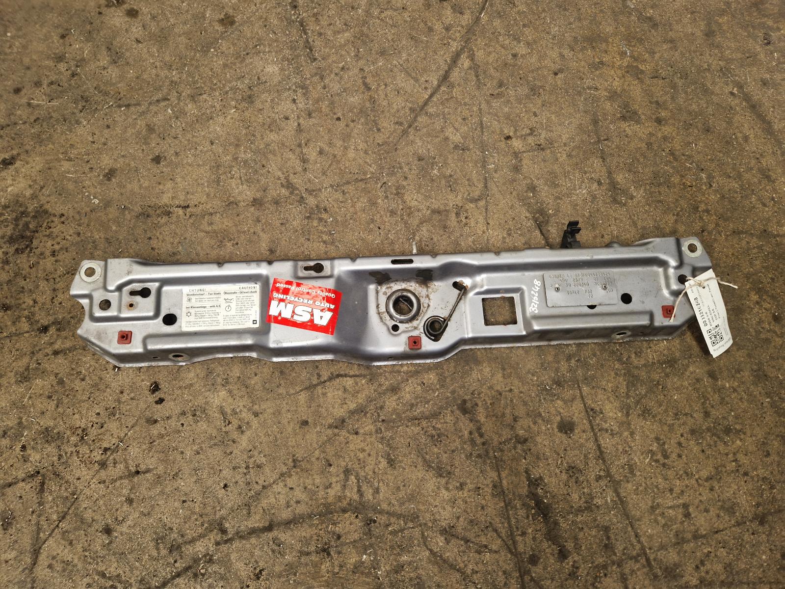View Auto part Front Panel Vauxhall Corsa 2004