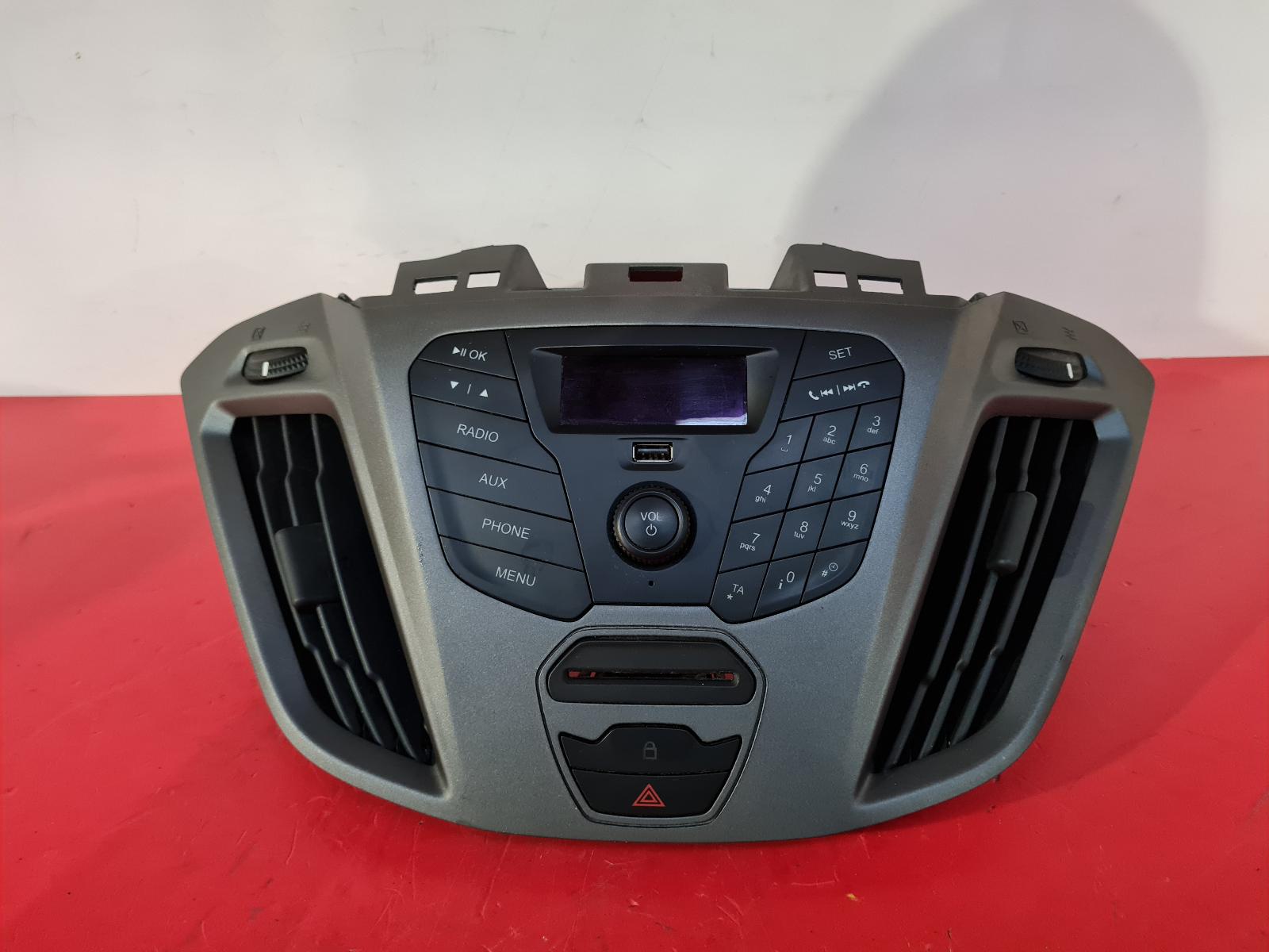 View Auto part A/V Equipment Ford Transit Custom 2014