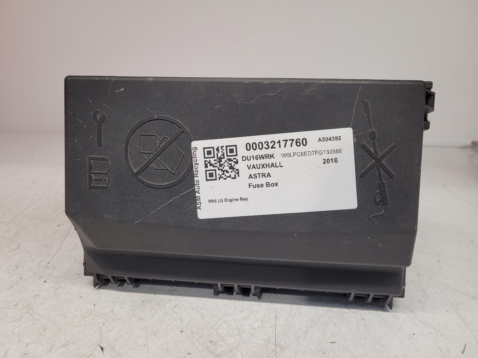 View Auto part Fuse Box Vauxhall Astra 2016
