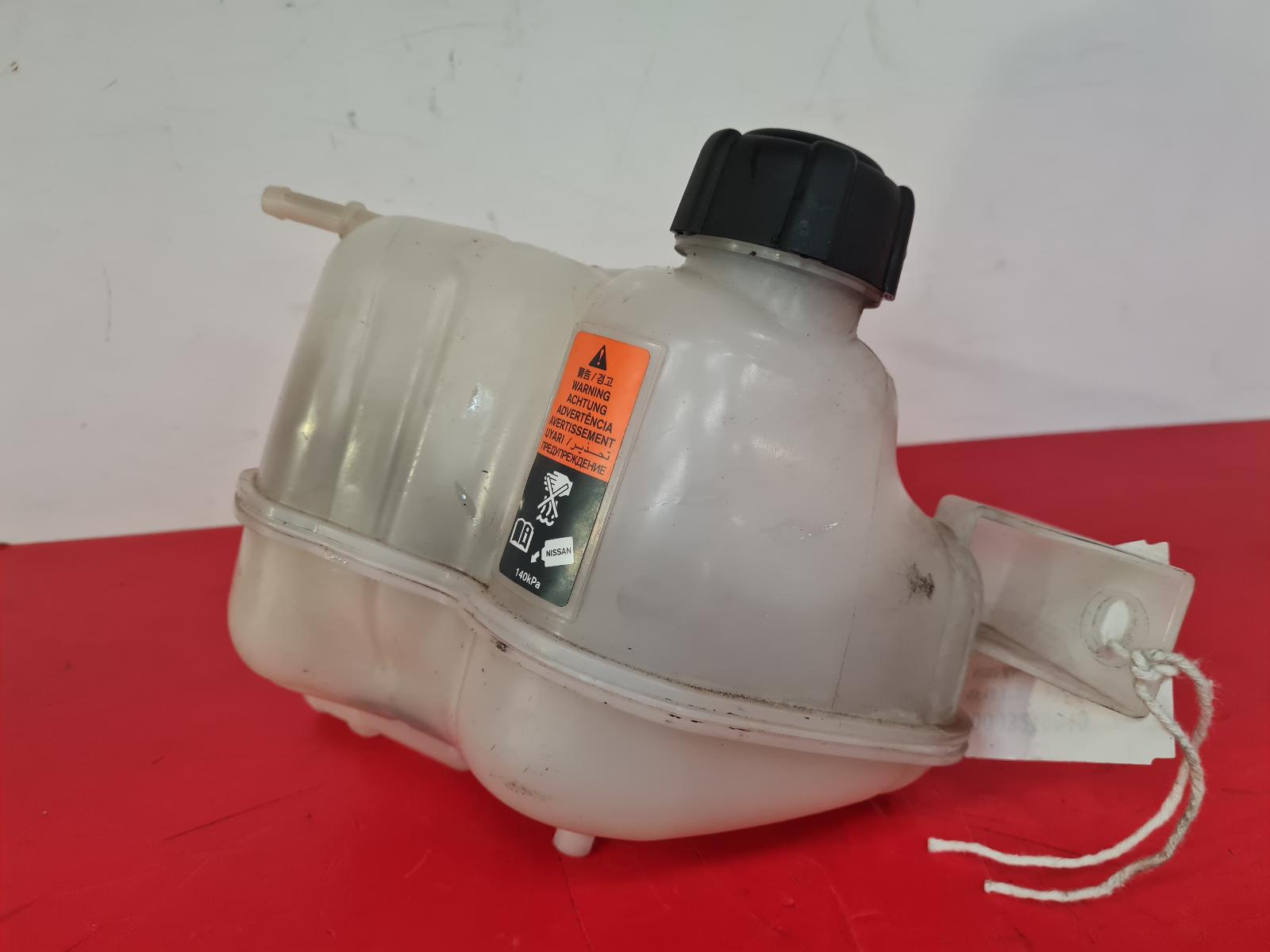 View Auto part Overflow Bottle Nissan Qashqai 2015