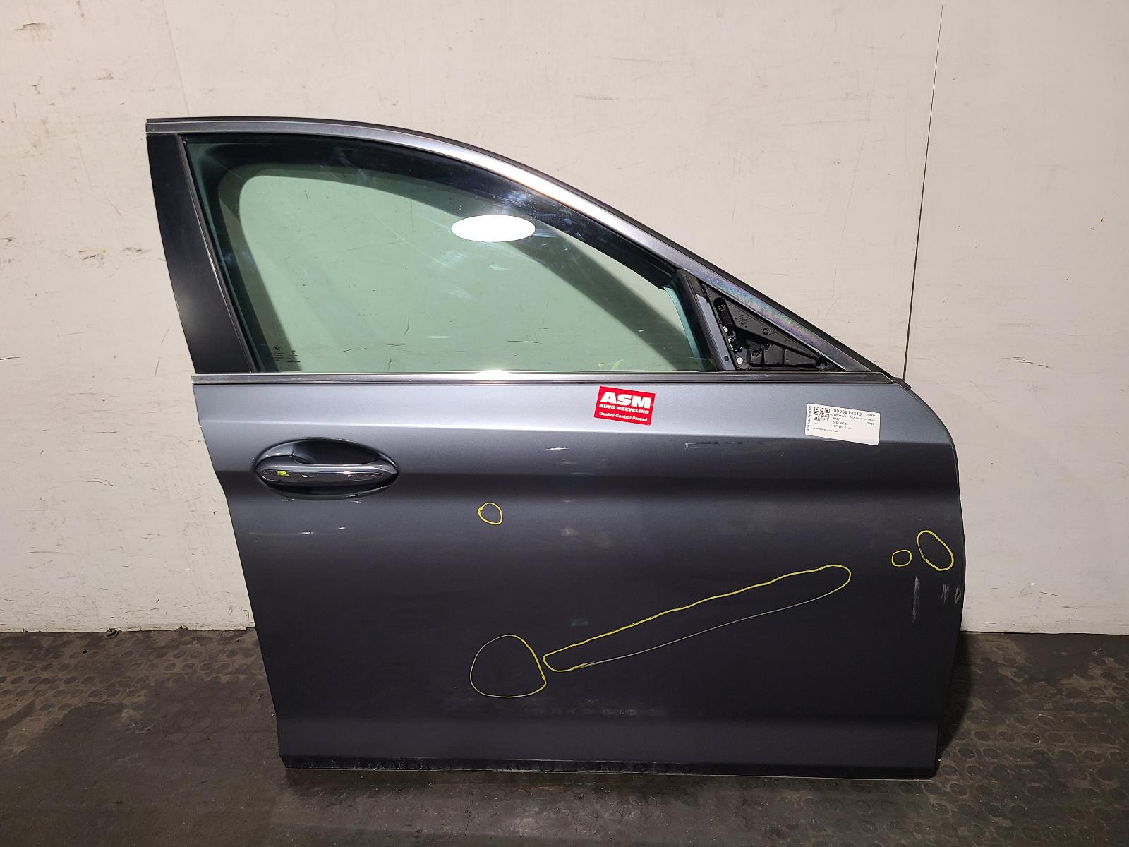 View Auto part R Front Door Bmw 5 Series 2017