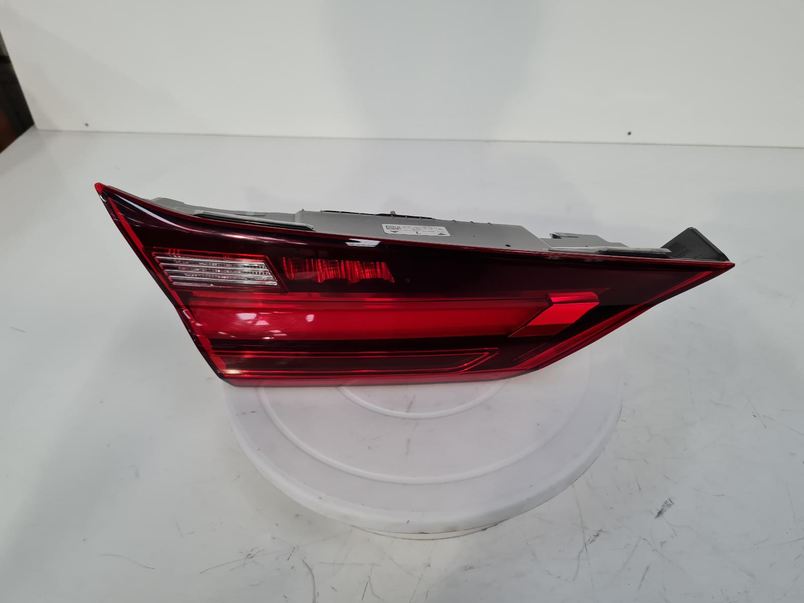 View Auto part L Taillight Bmw 1 Series 2023