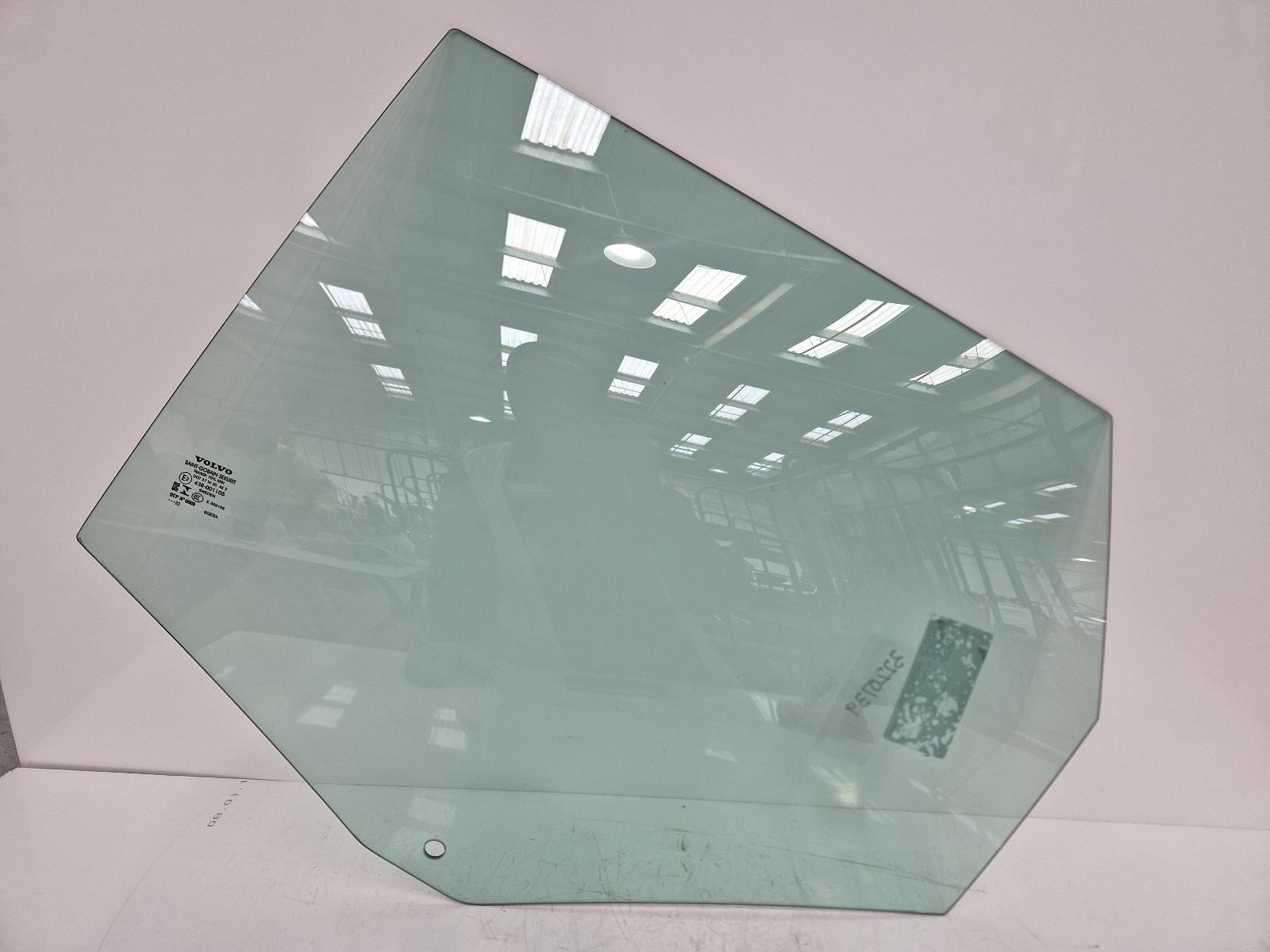 View Auto part LR Door Window Volvo V90 2023