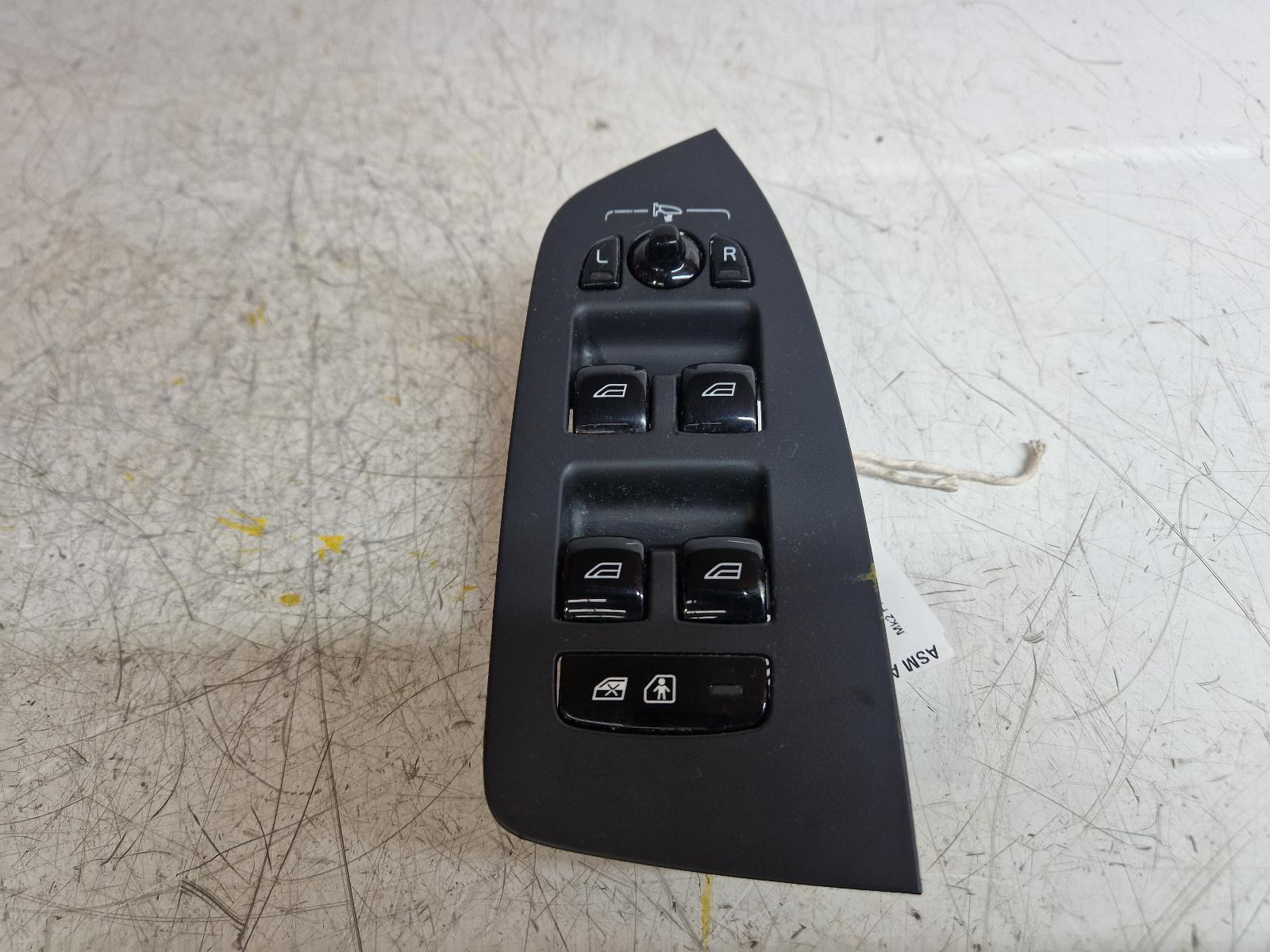 View Auto part Elect. Window Switch Volvo V90 2023