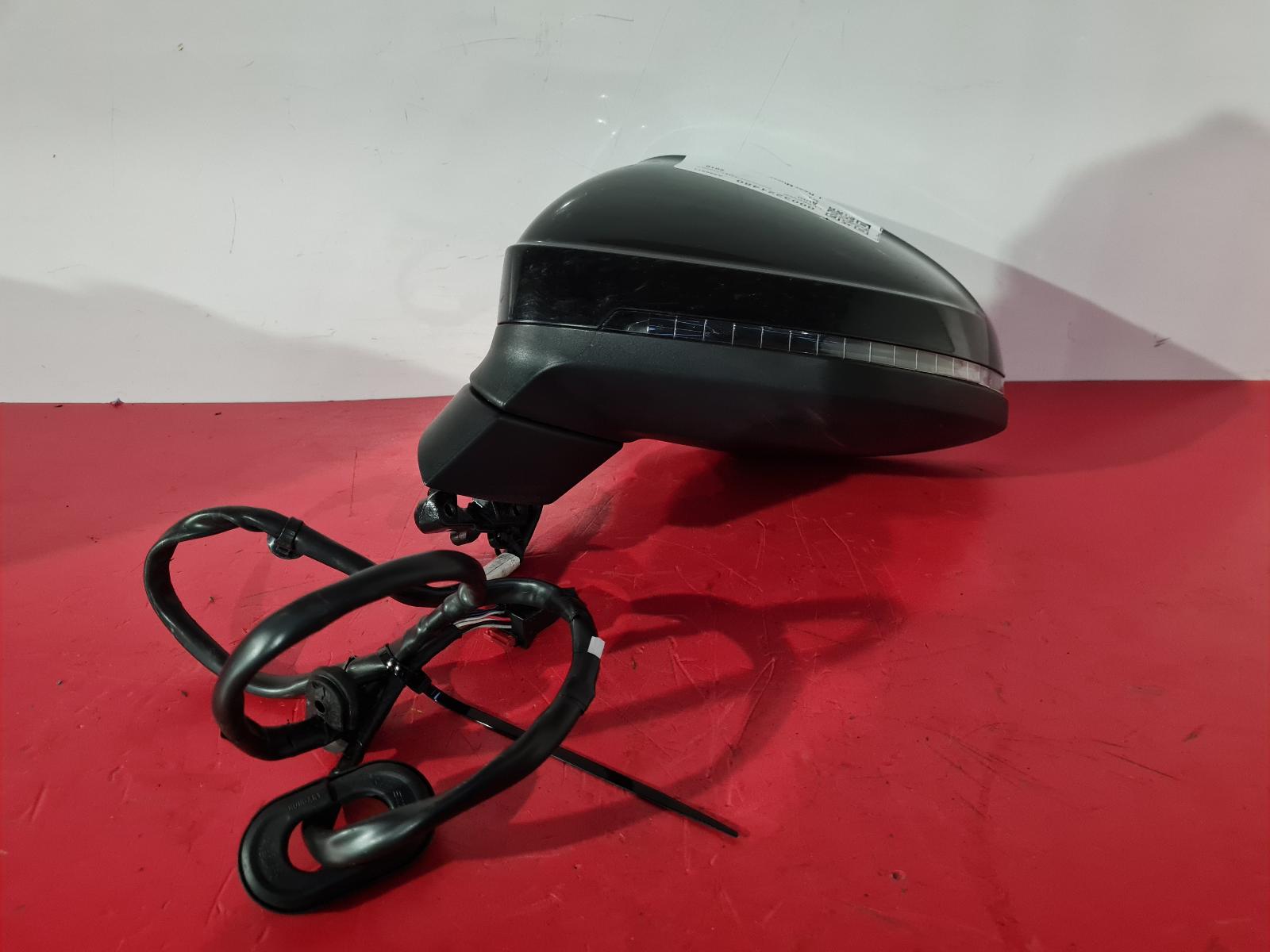 View Auto part L Door Mirror Audi A4 2016