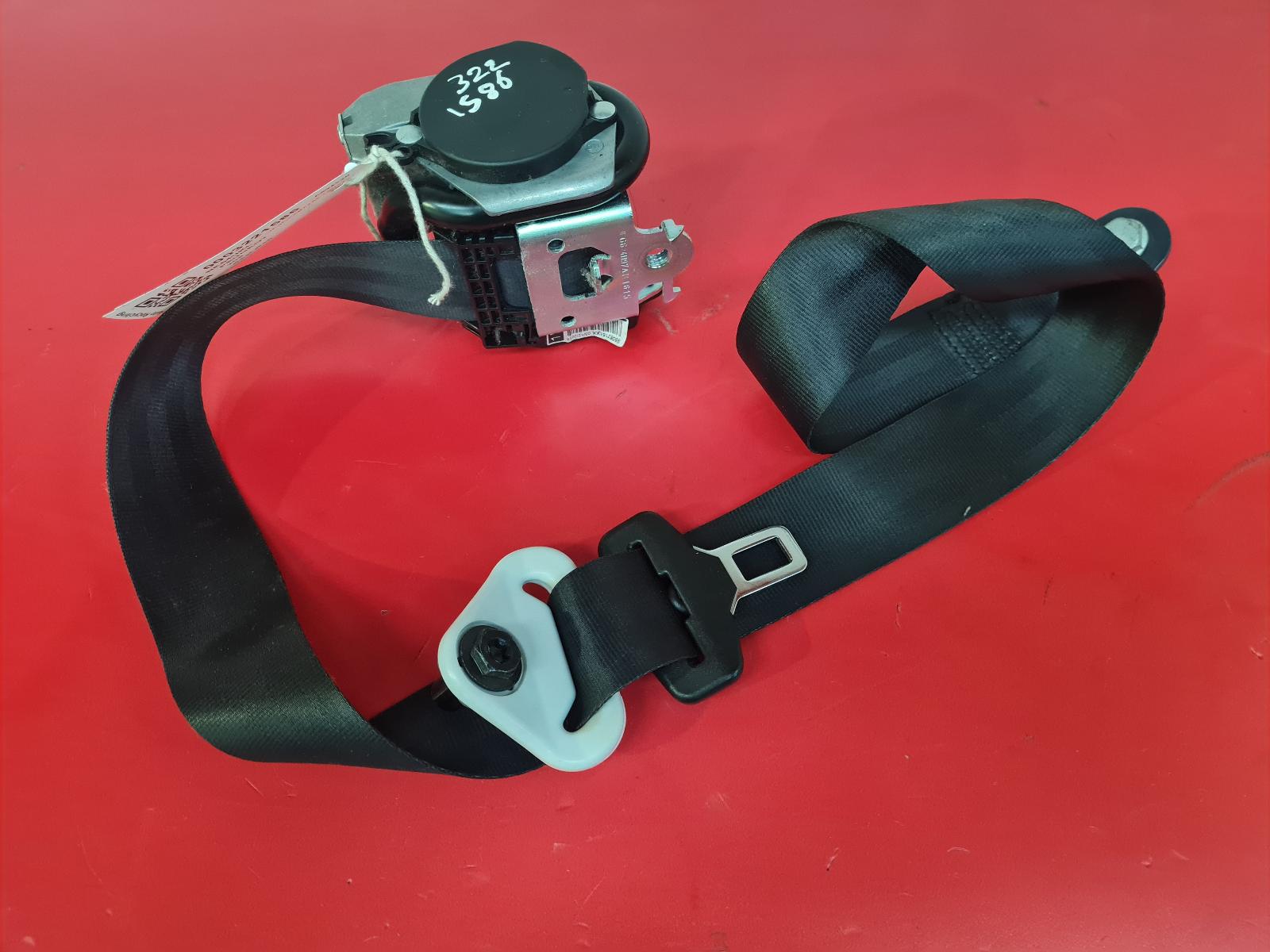 View Auto part Seat Belt Peugeot 208 2015