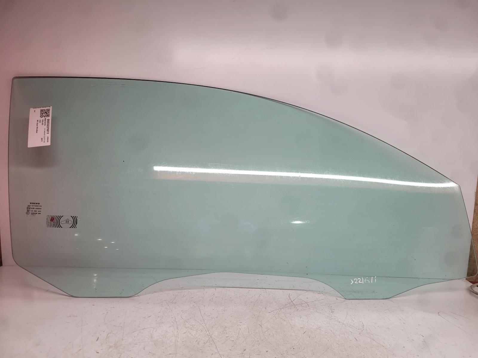 View Auto part RF Door Window Volvo C30 2011
